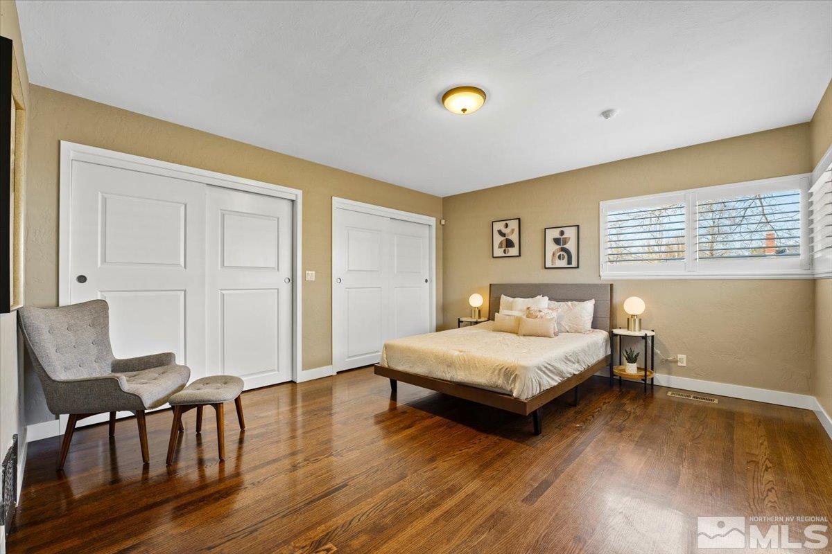 633 John Fremont