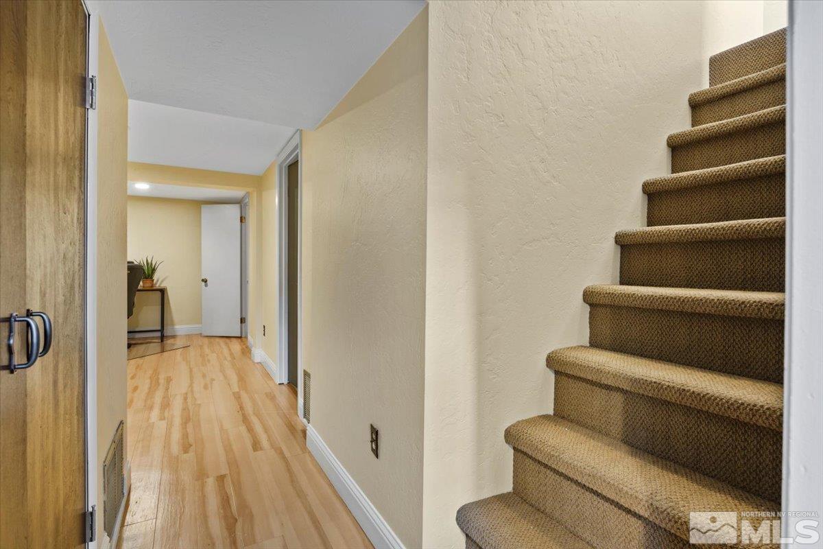 633 John Fremont