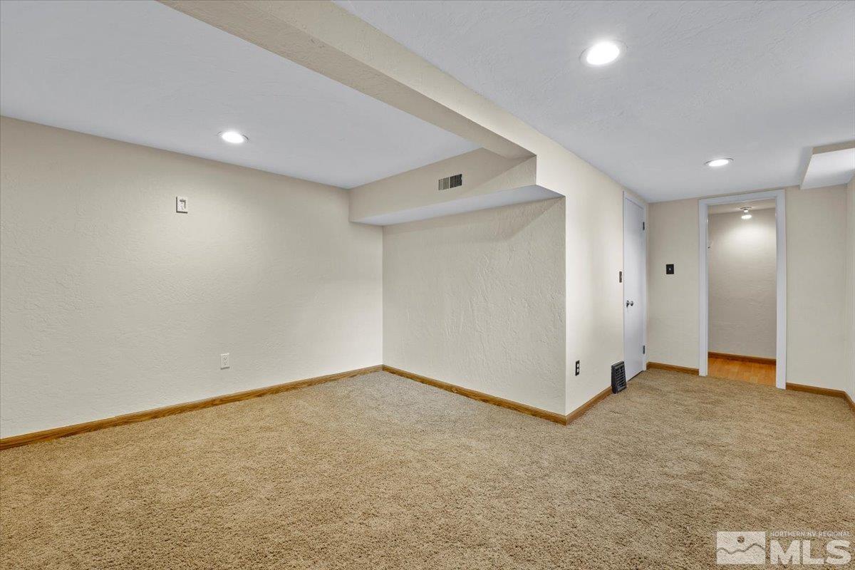 633 John Fremont