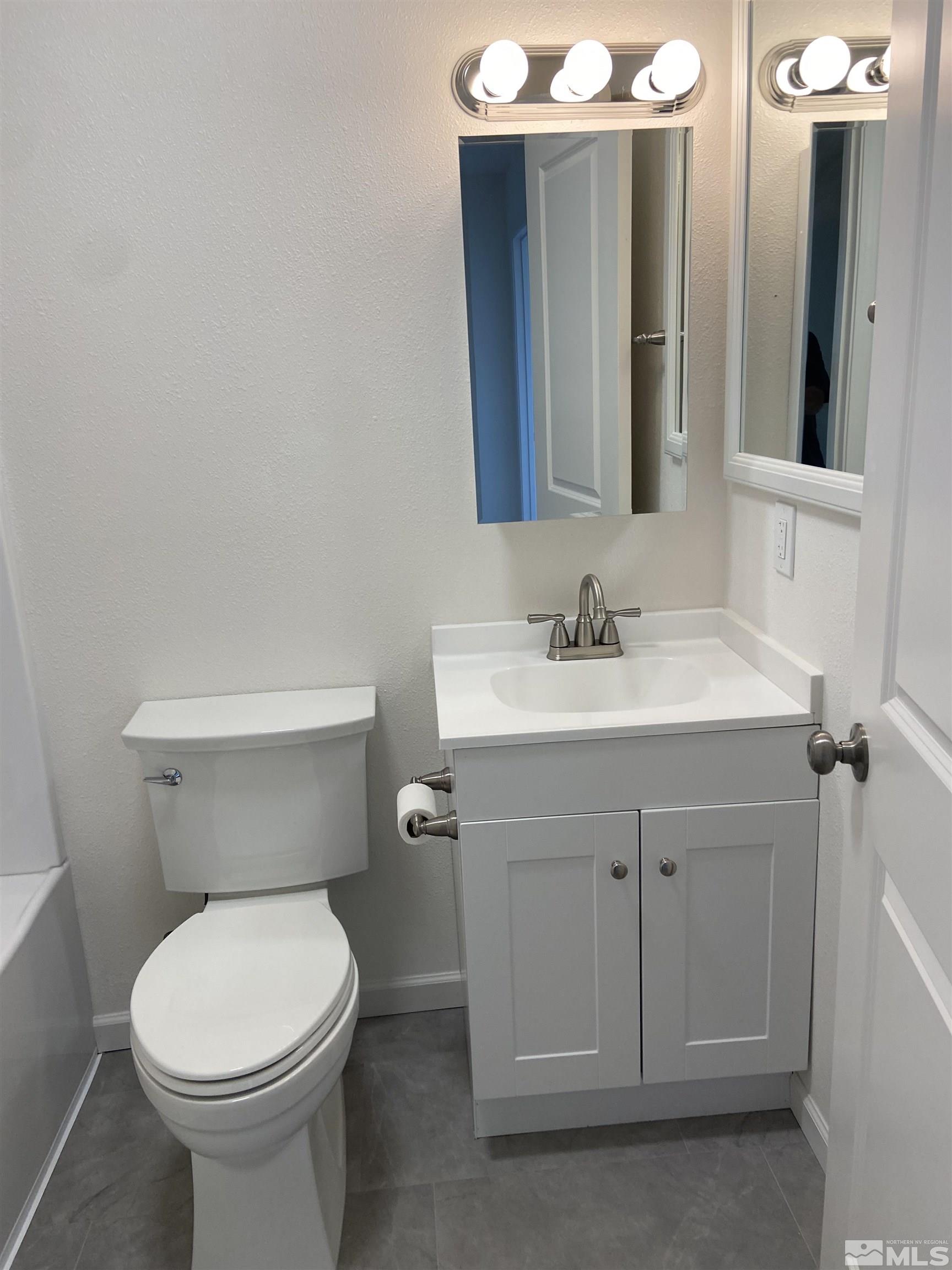 4951 Neil Circle, APT 2