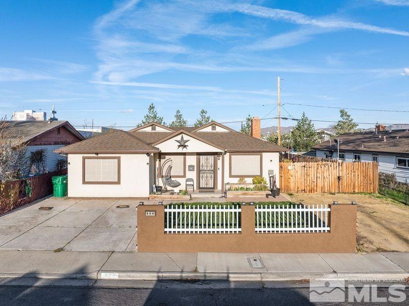 880 Cordone Avenue