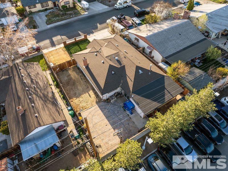 880 Cordone Avenue