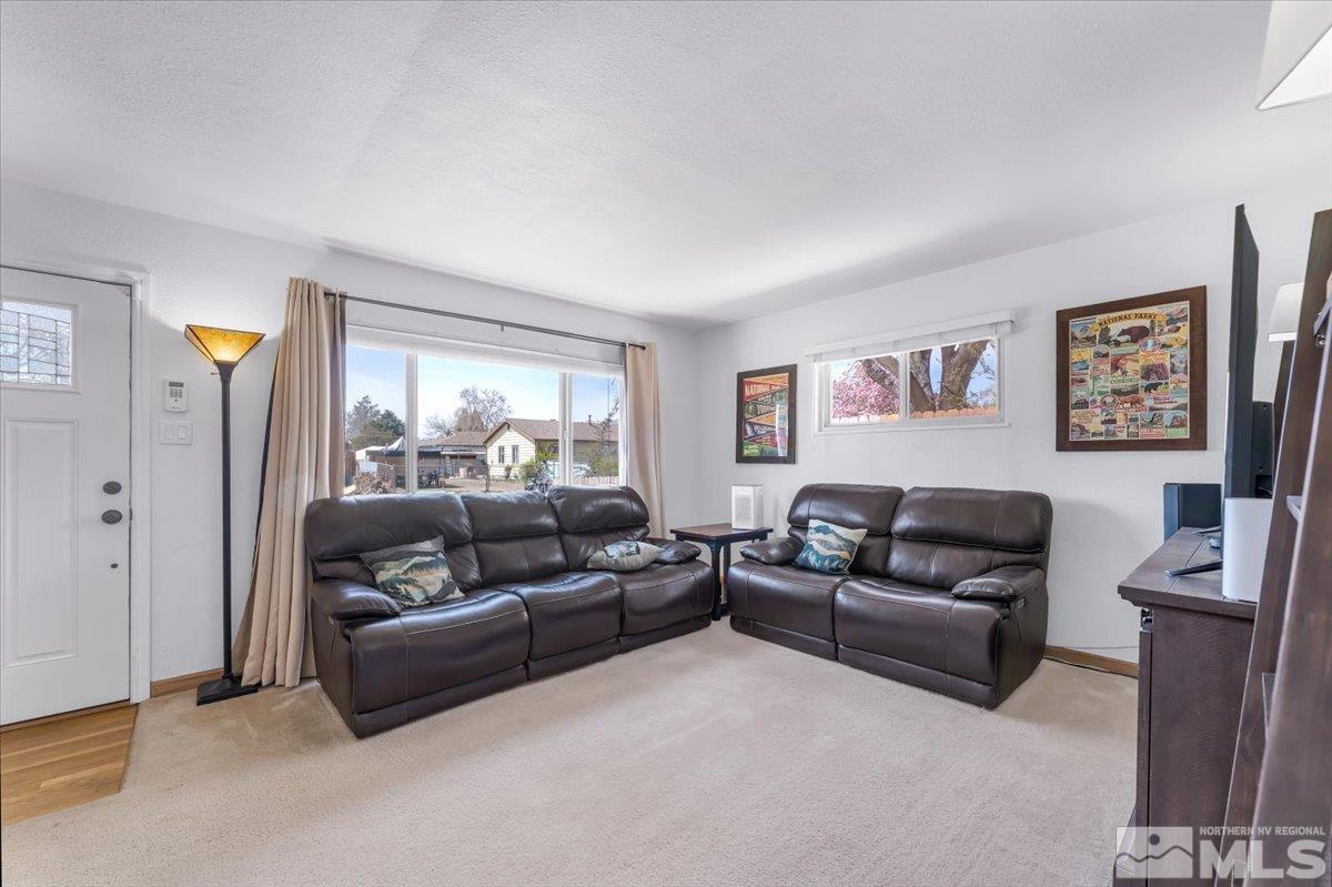 1640 Emerald Place