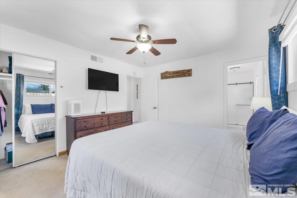 1640 Emerald Place