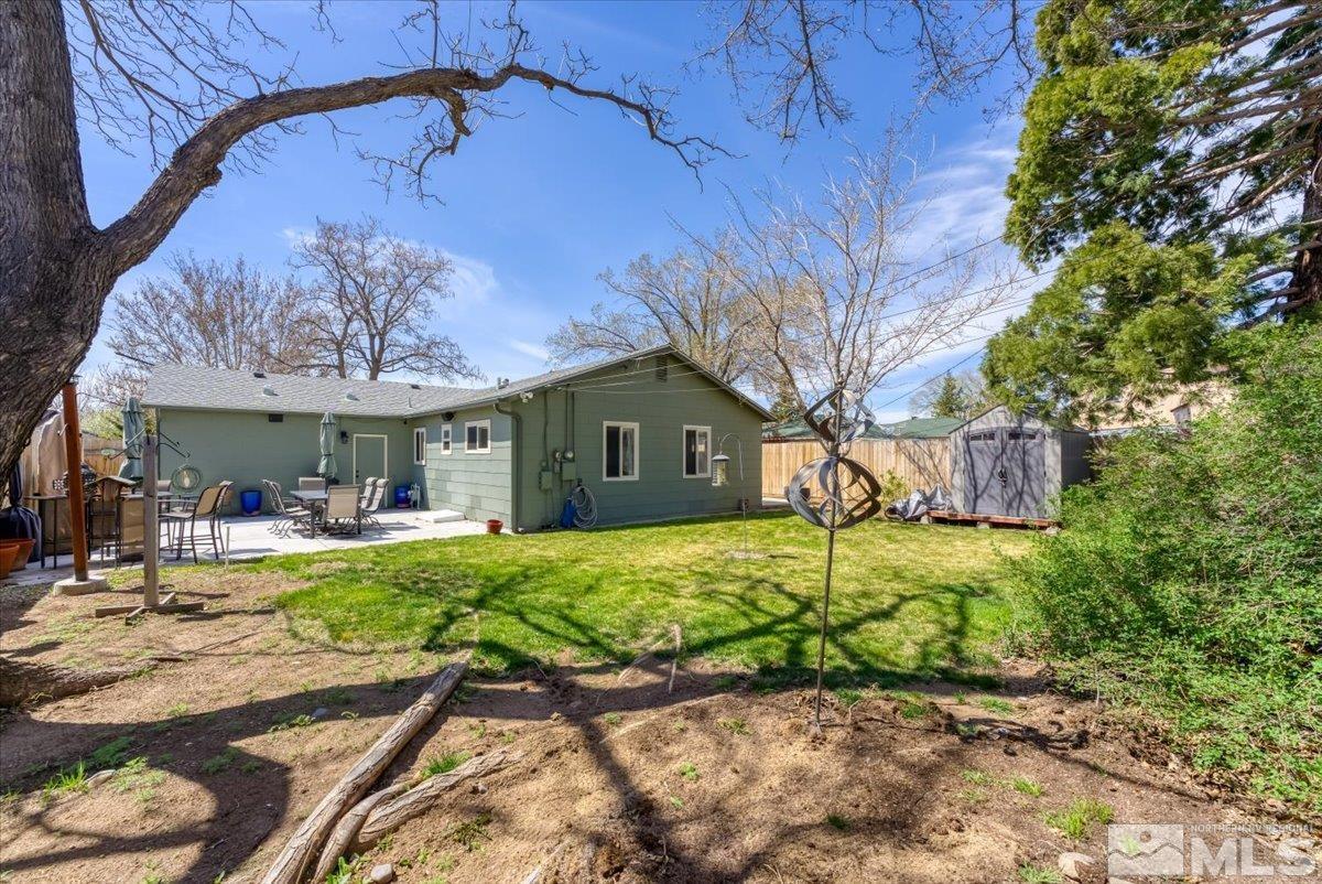 1640 Emerald Place