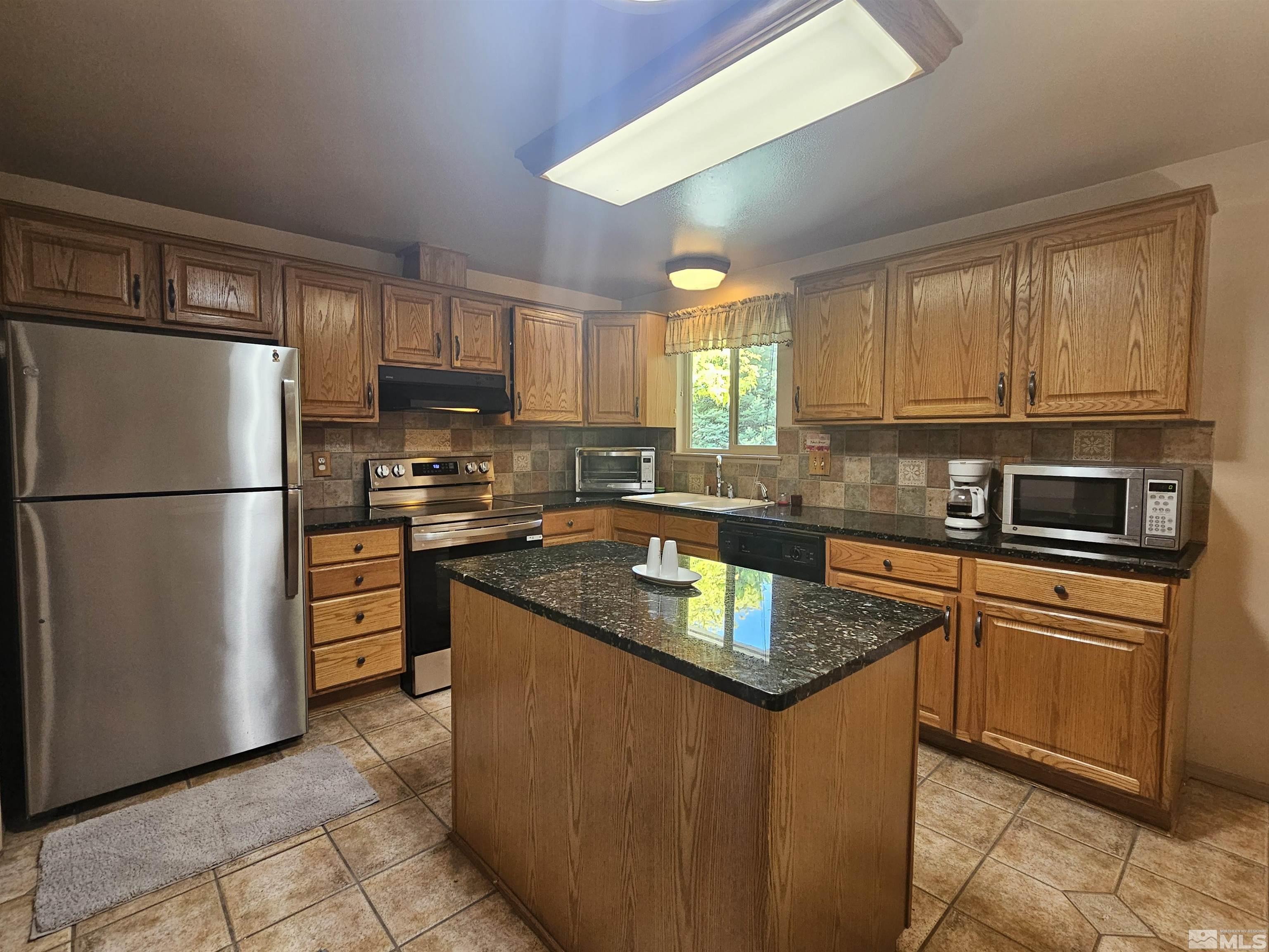 351 Abbay Way