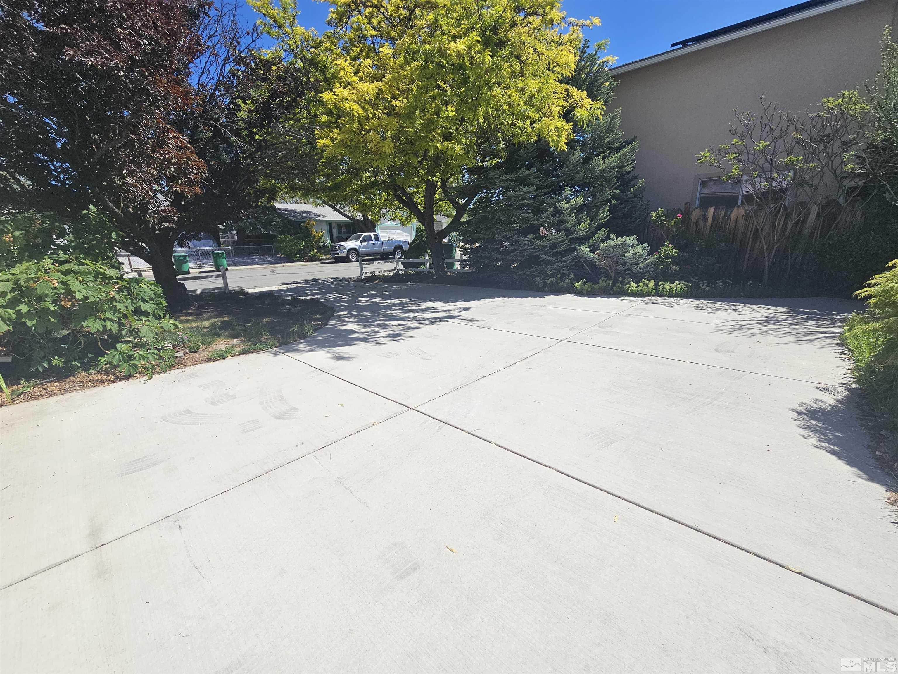 351 Abbay Way