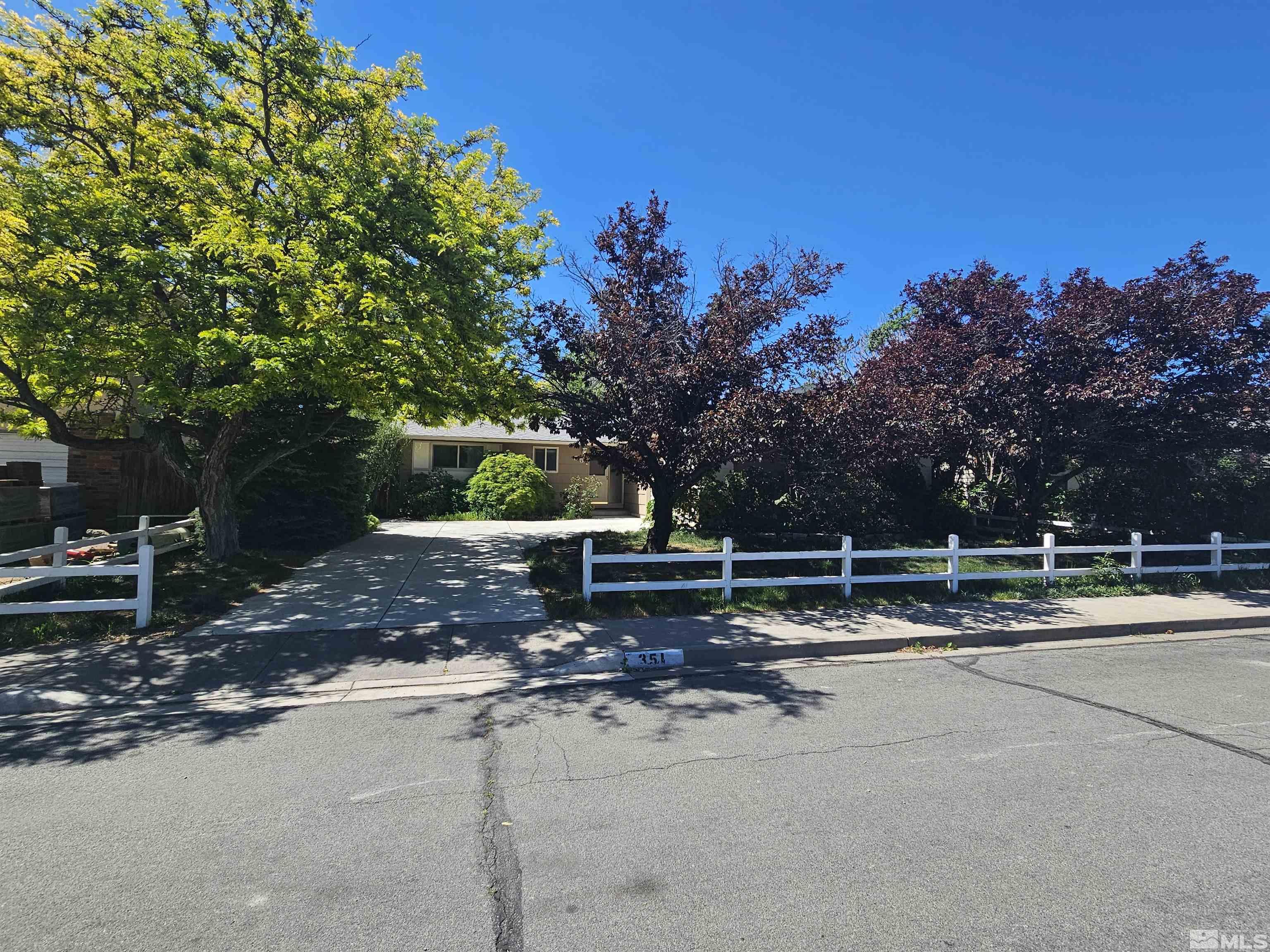 351 Abbay Way