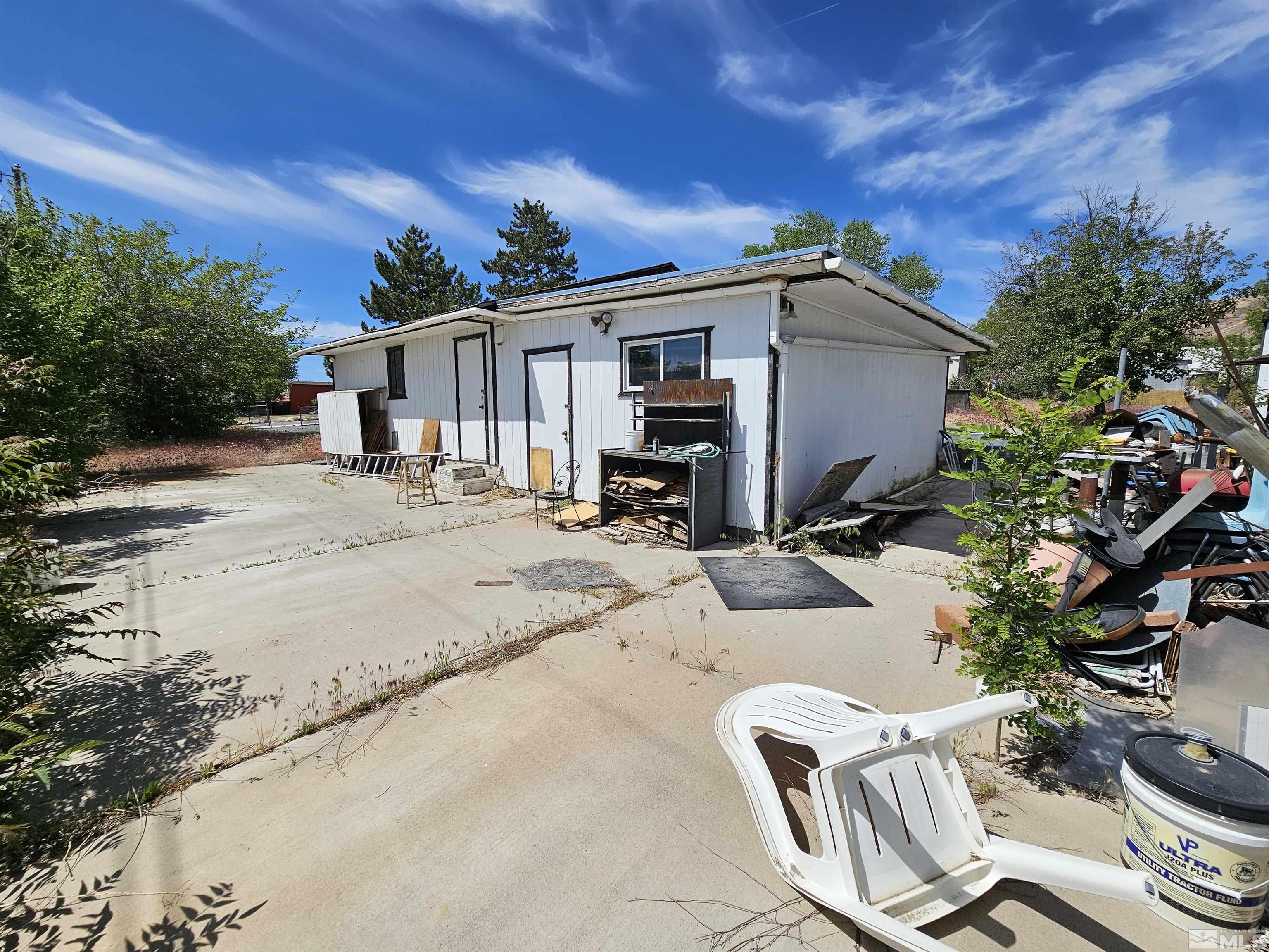 165 W 2nd Avenue