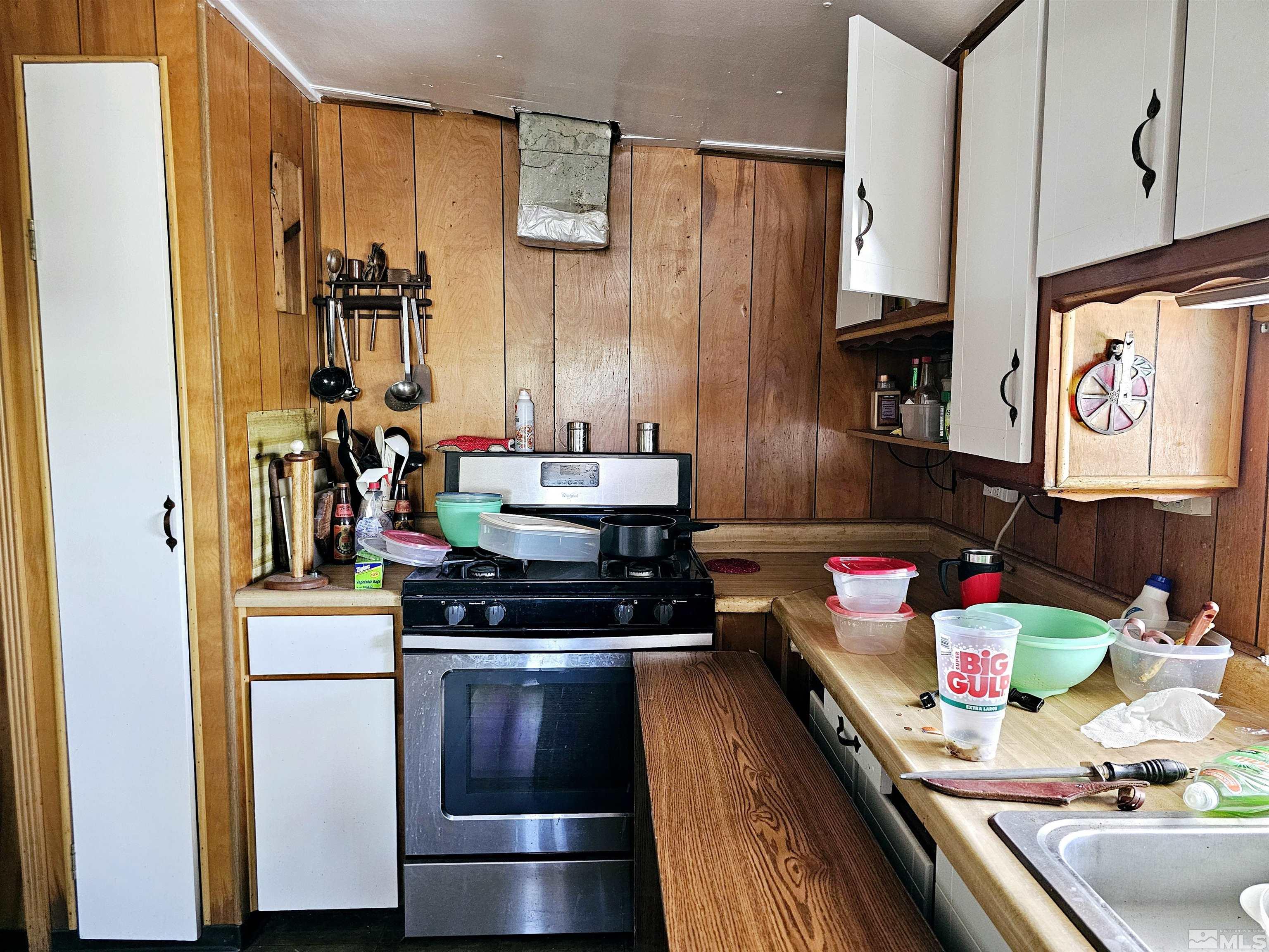 165 W 2nd Avenue