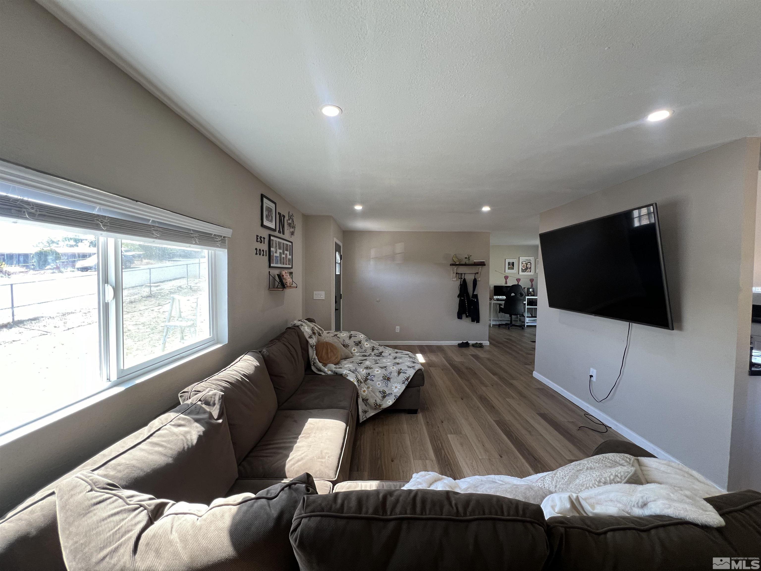 4689 W Leonesio Drive