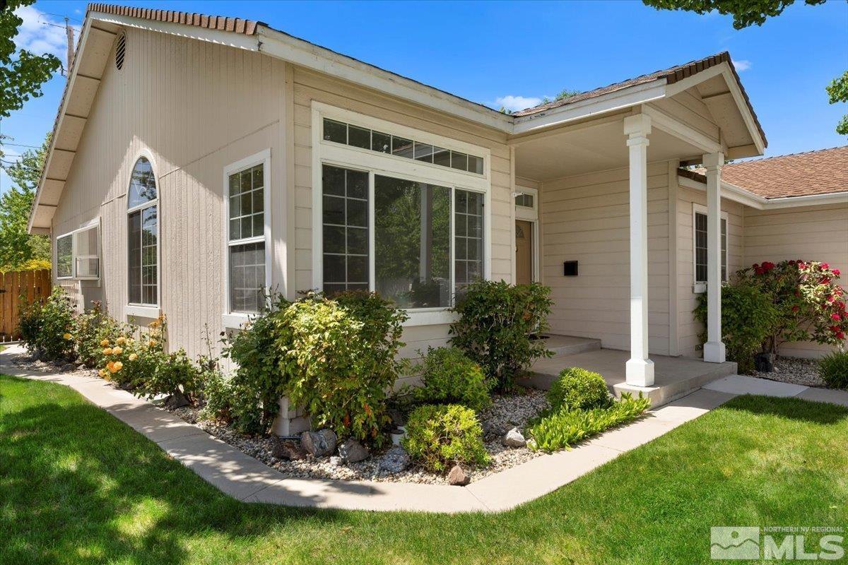 985 Bernice Court
