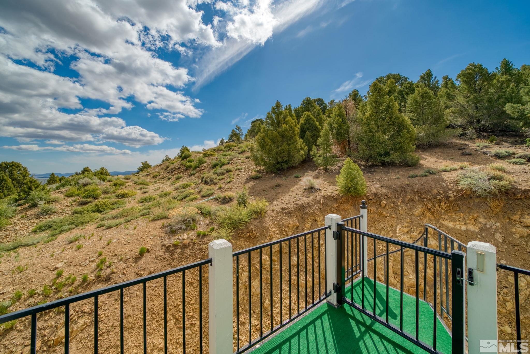 1321 Bonanza Rd