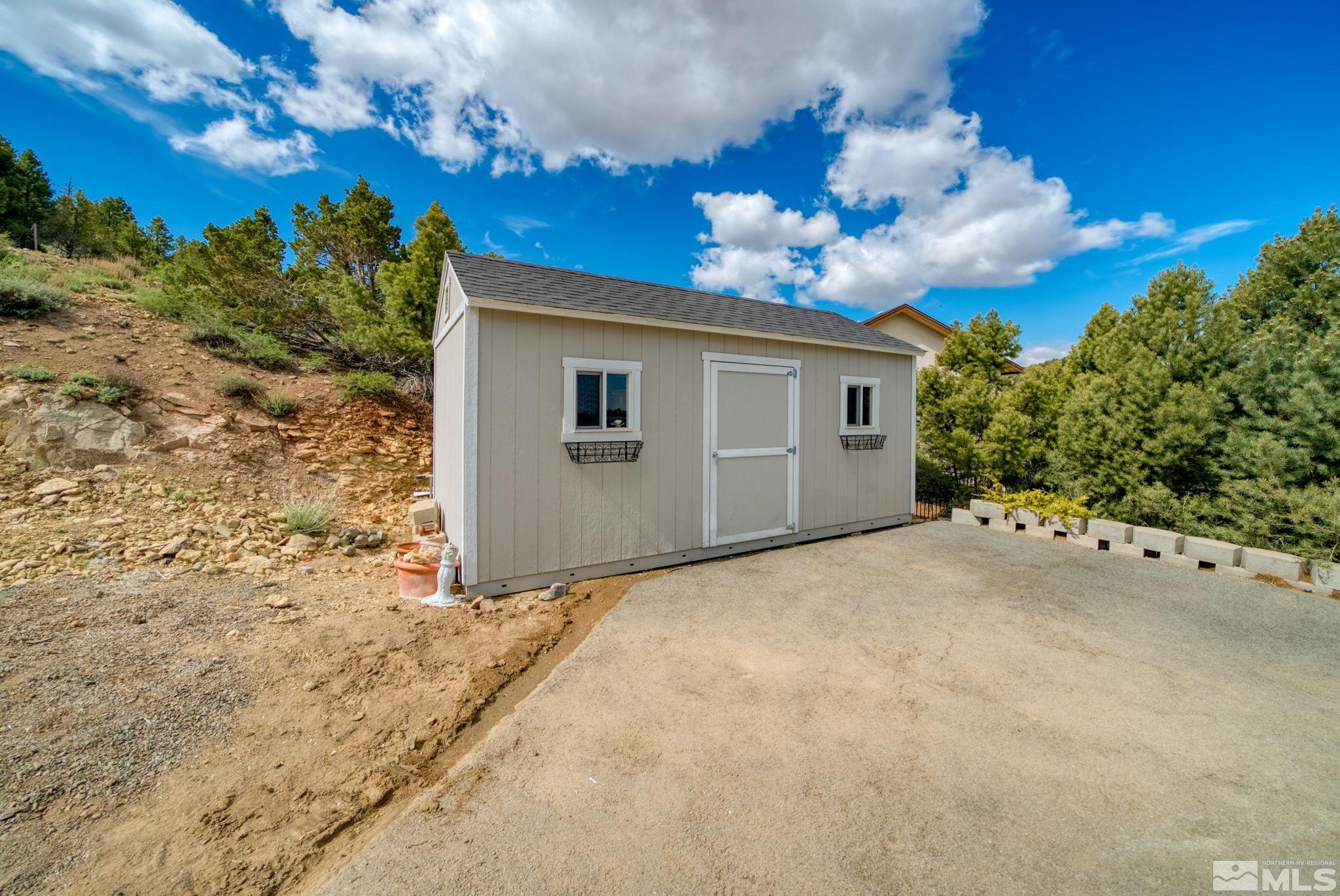 1321 Bonanza Rd