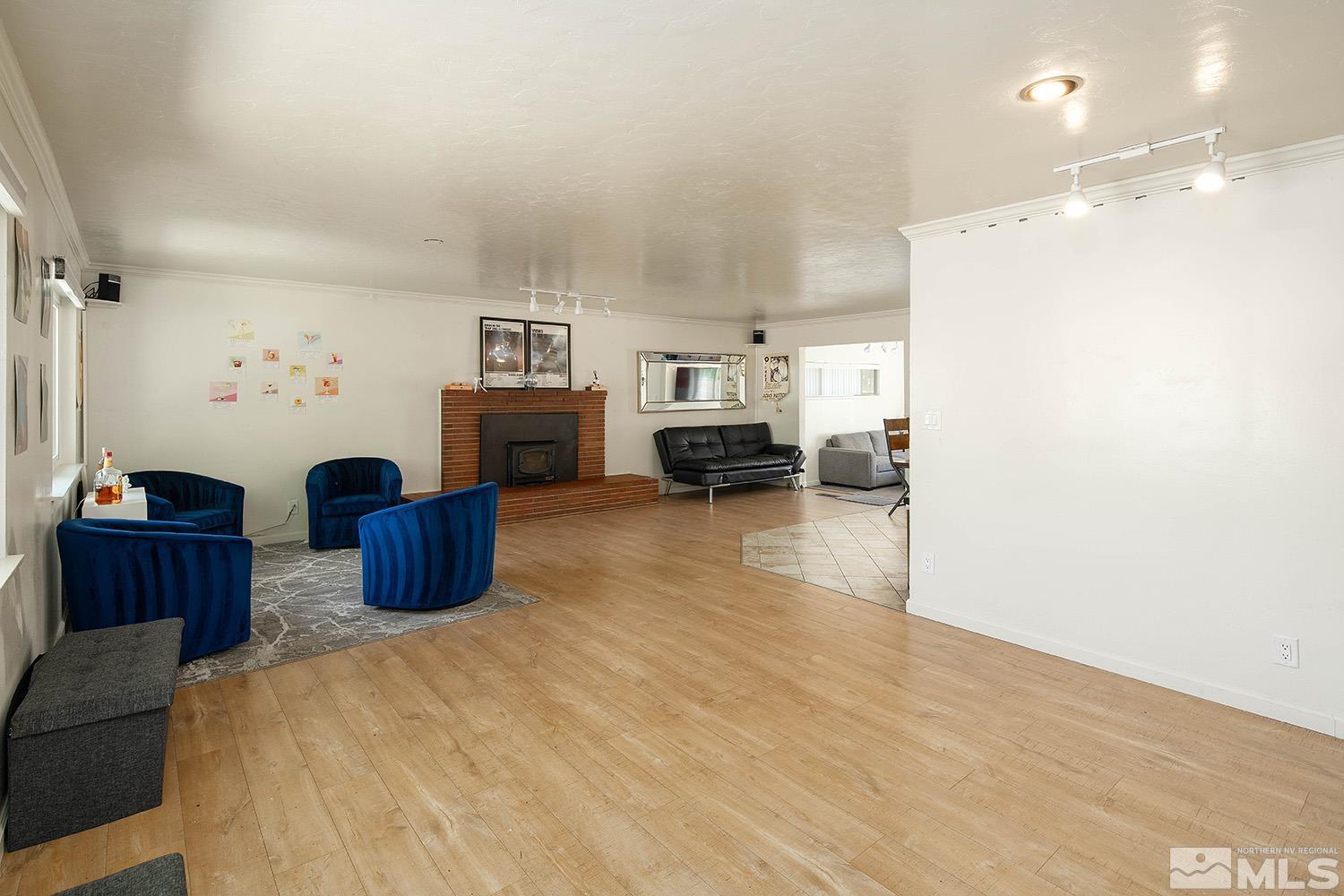 1500 Surf Way