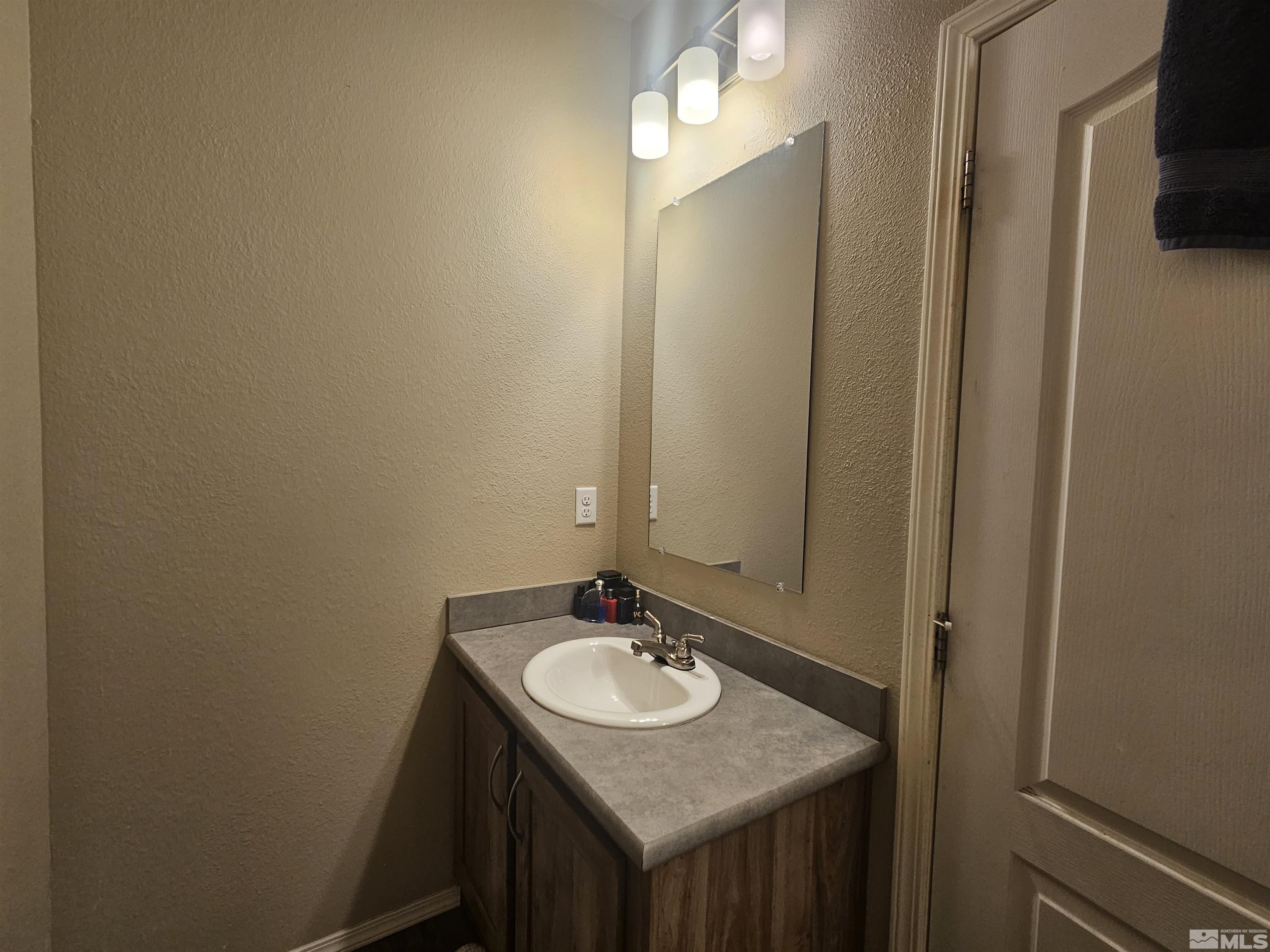 5905 Amargosa Drive