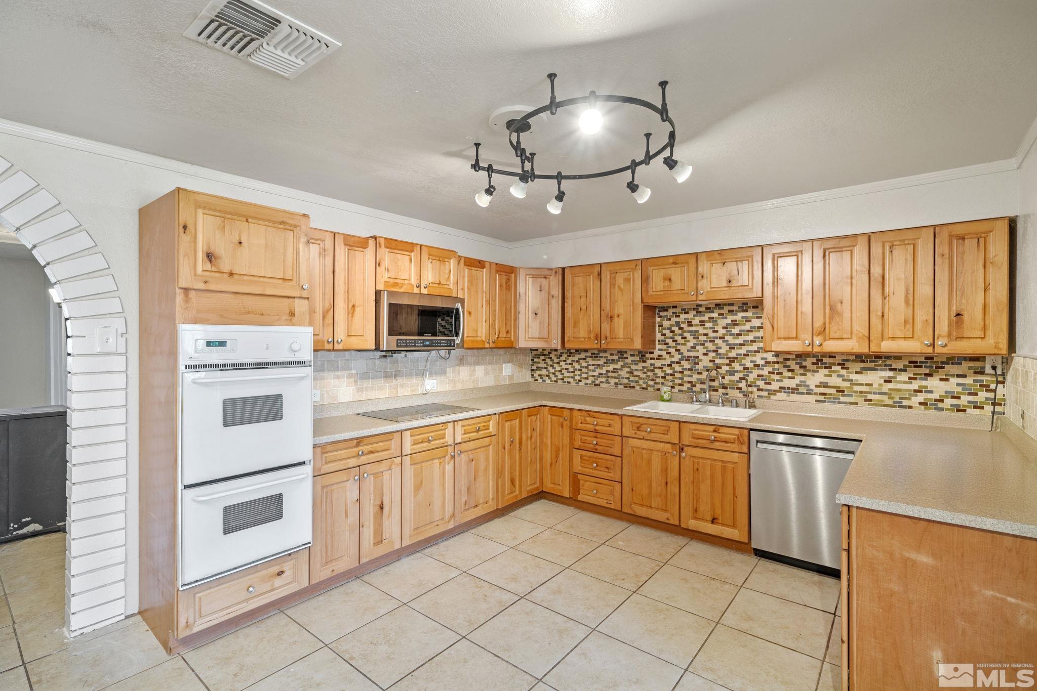 6450 Zephyr Lane