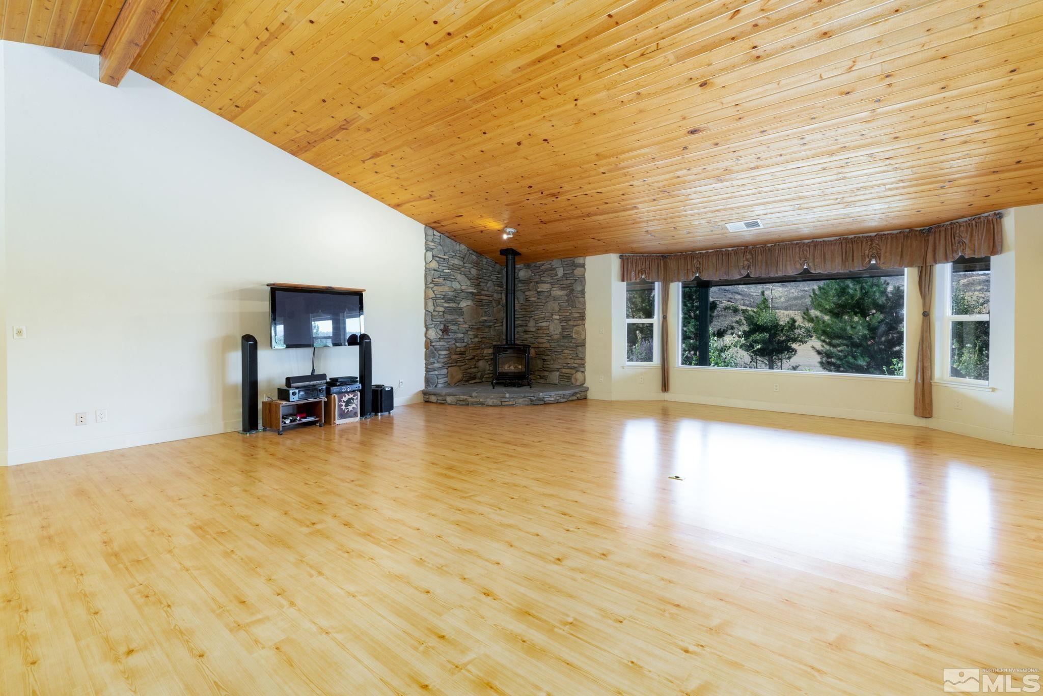 2565 Leviathan Mine Rd