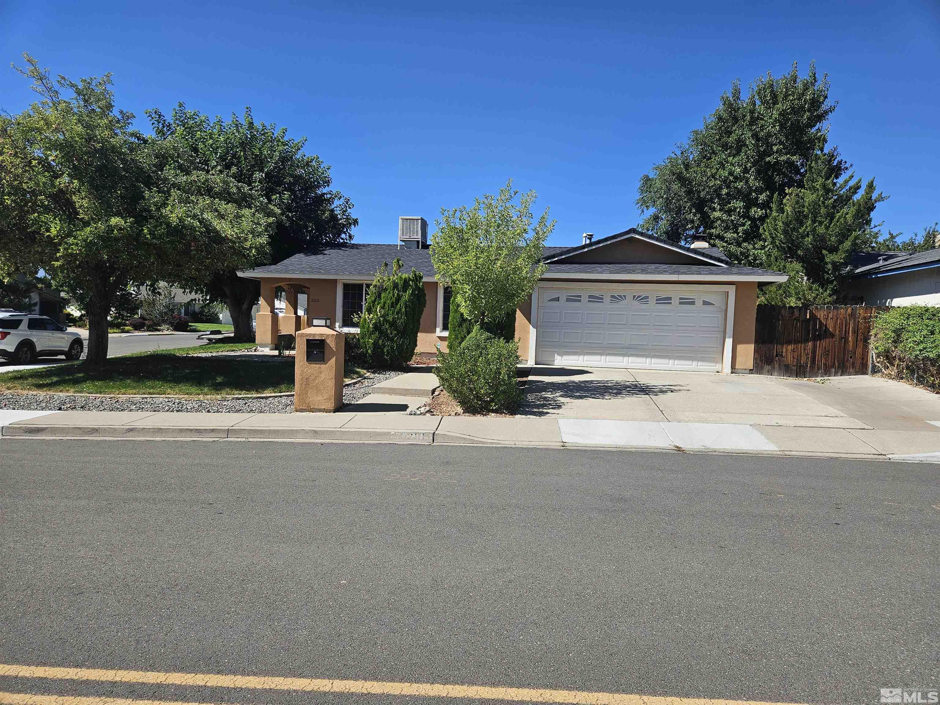 3201 Lagomarsino Drive