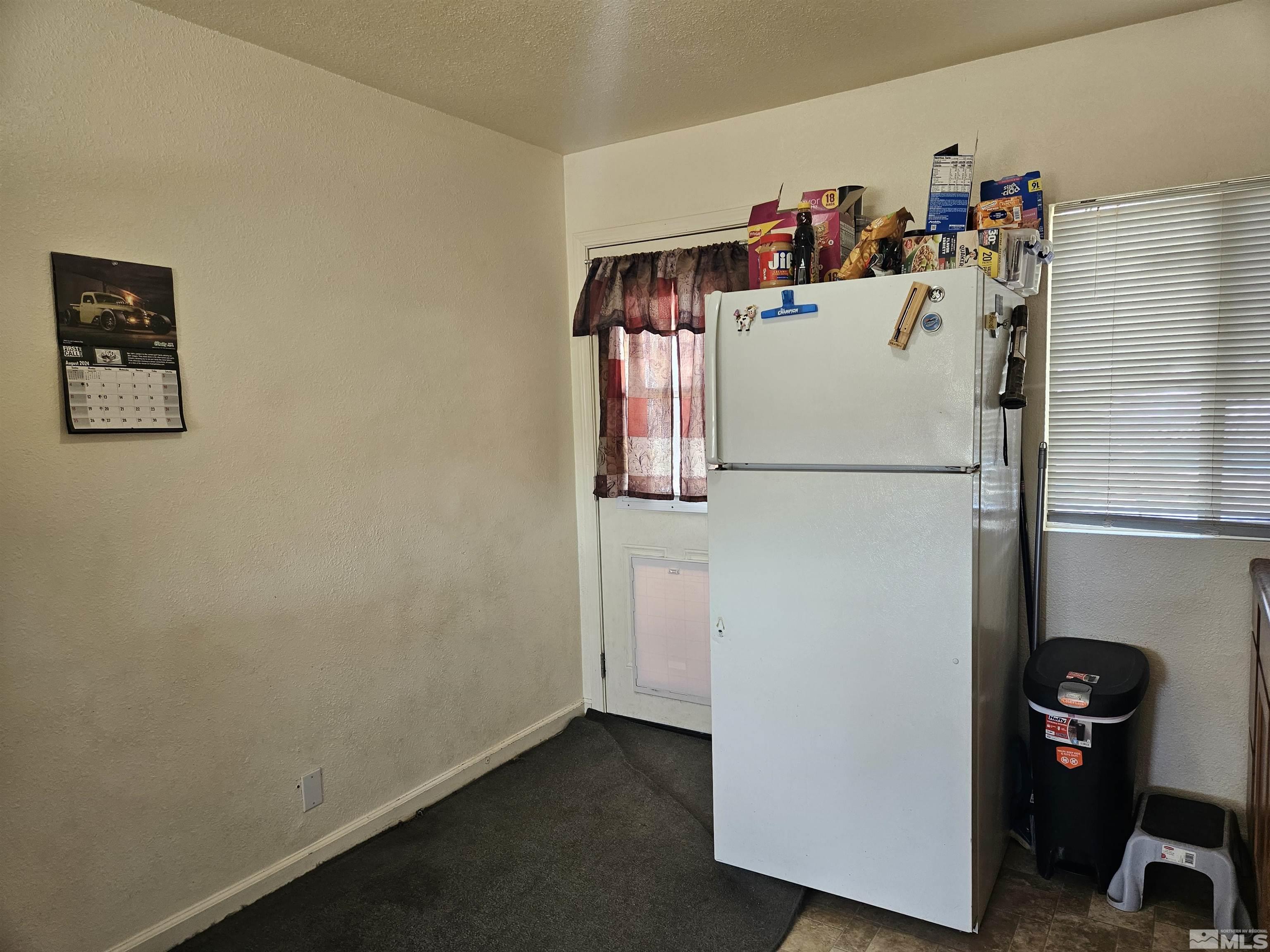 373 E 8th Avenue