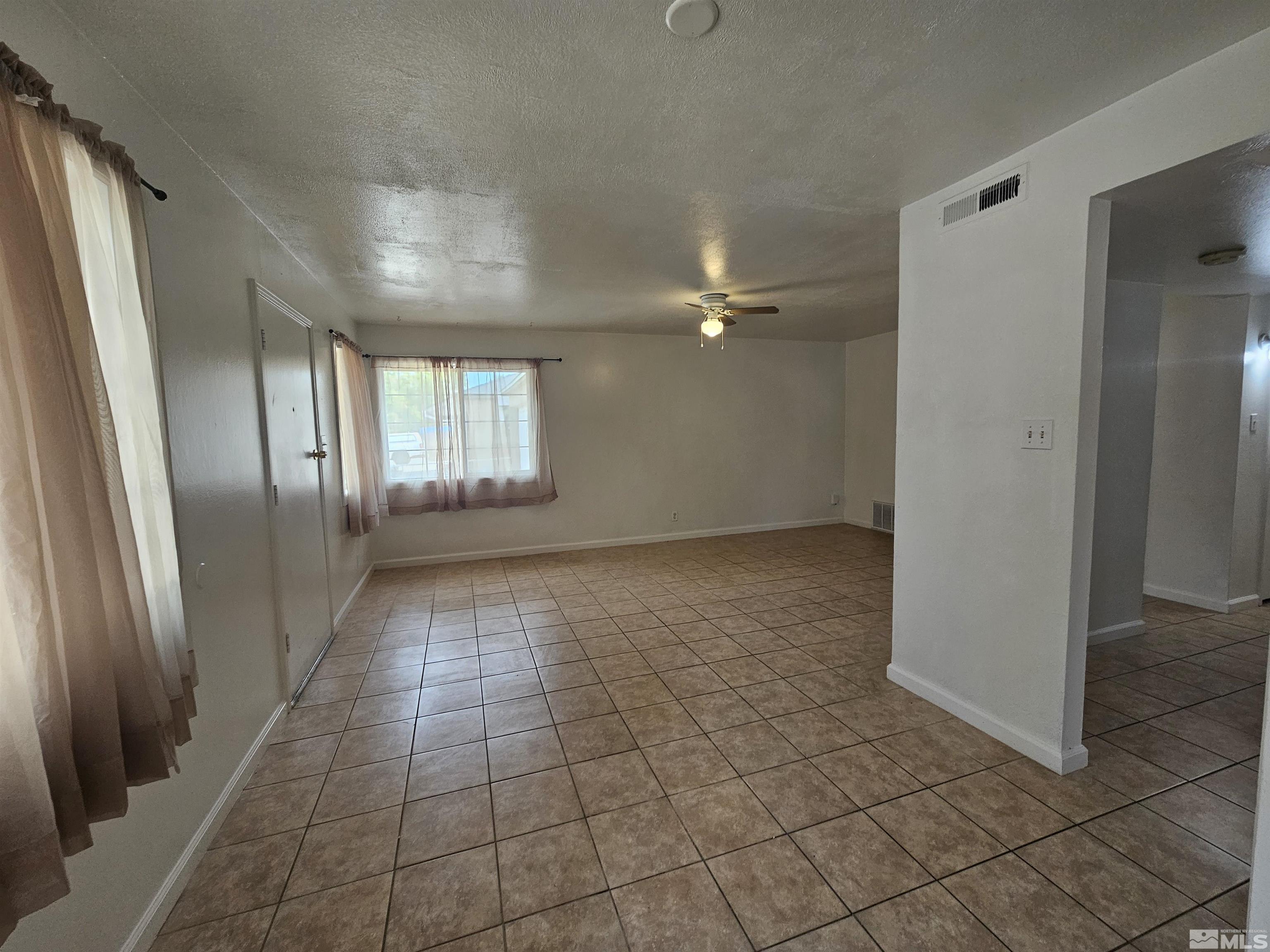 1365 Russell Way