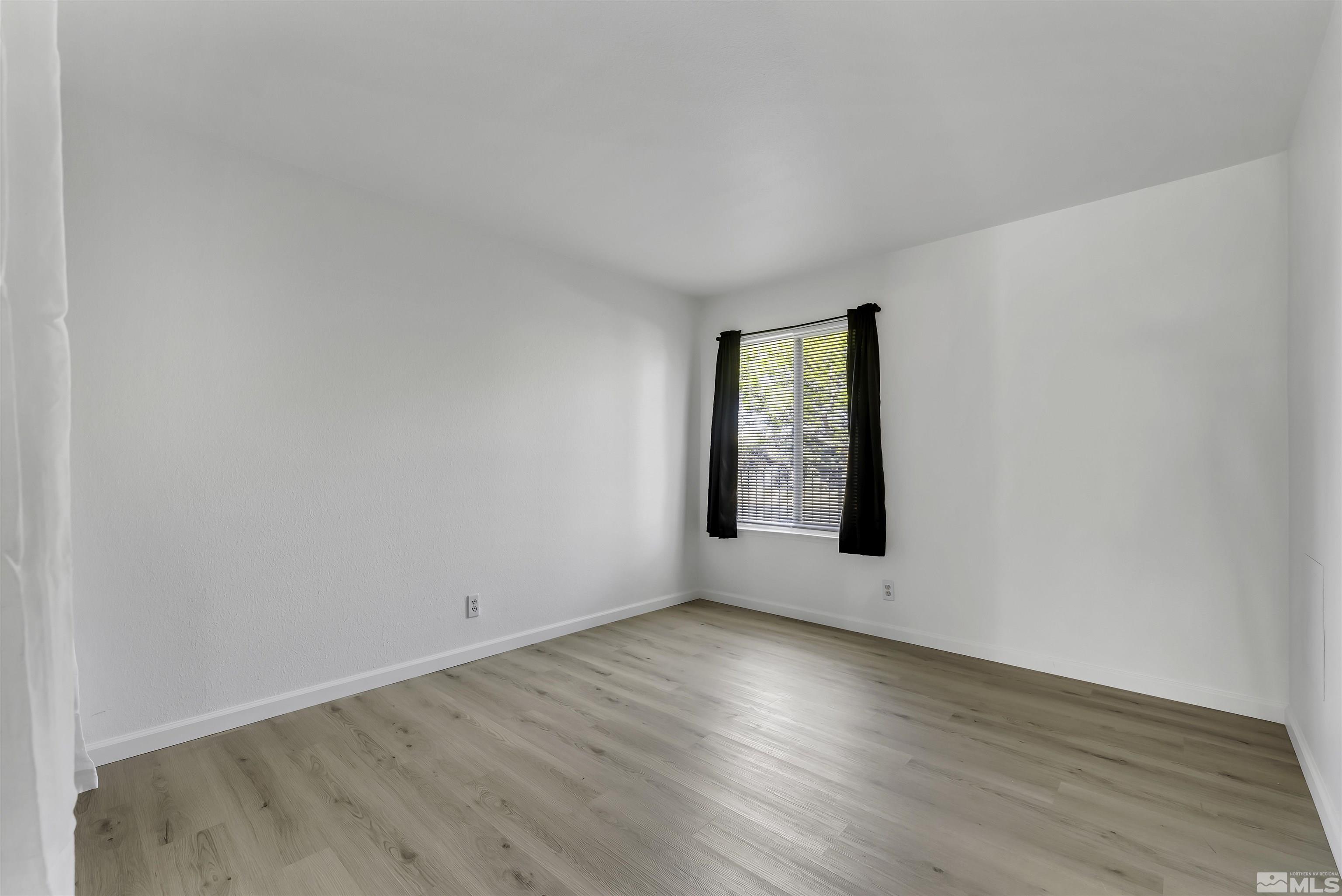 1555 Delucchi Lane, I