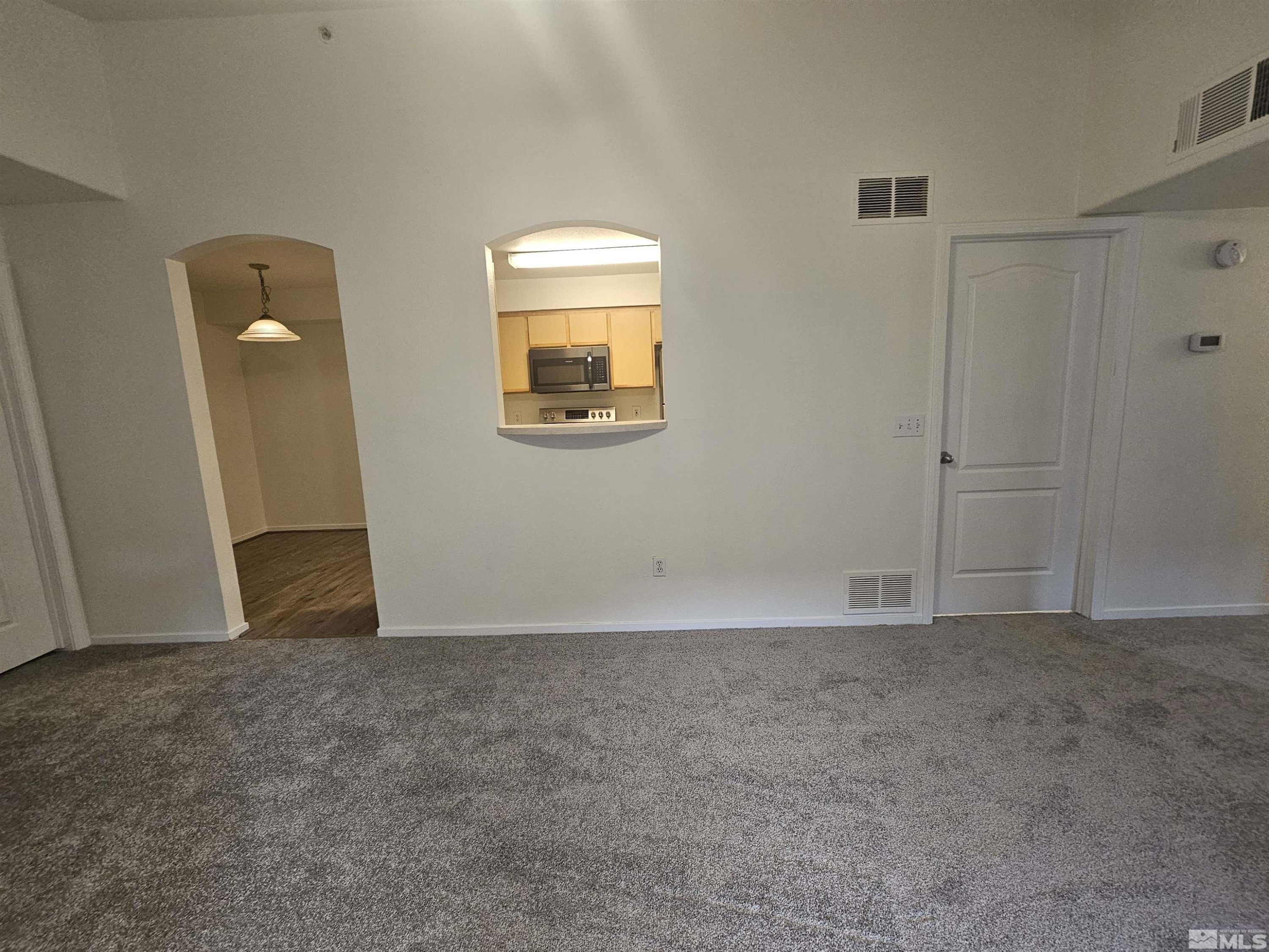 6850 Sharlands Avenue, K 2060