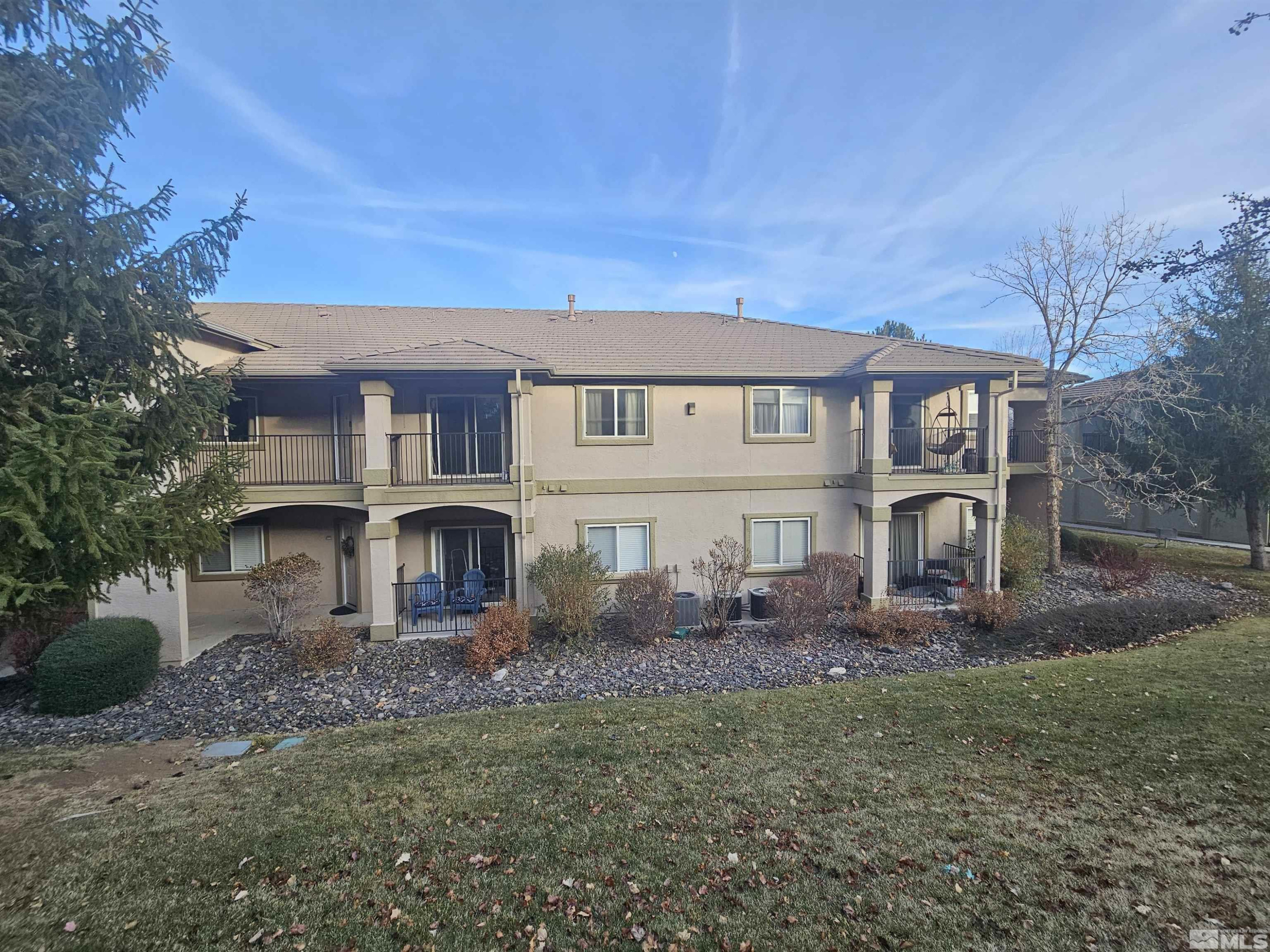 6850 Sharlands Avenue, K 2060