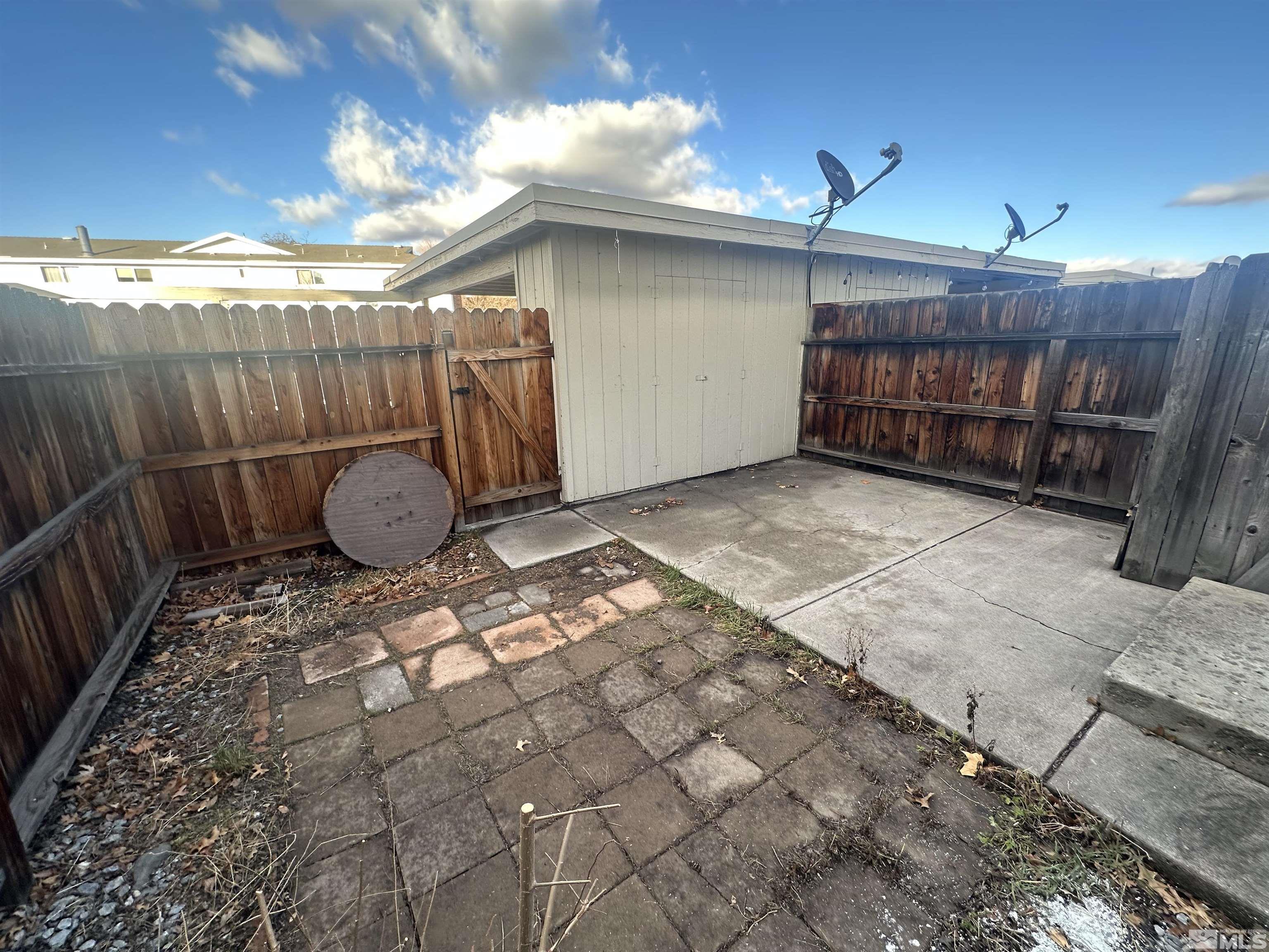 567 Smithridge