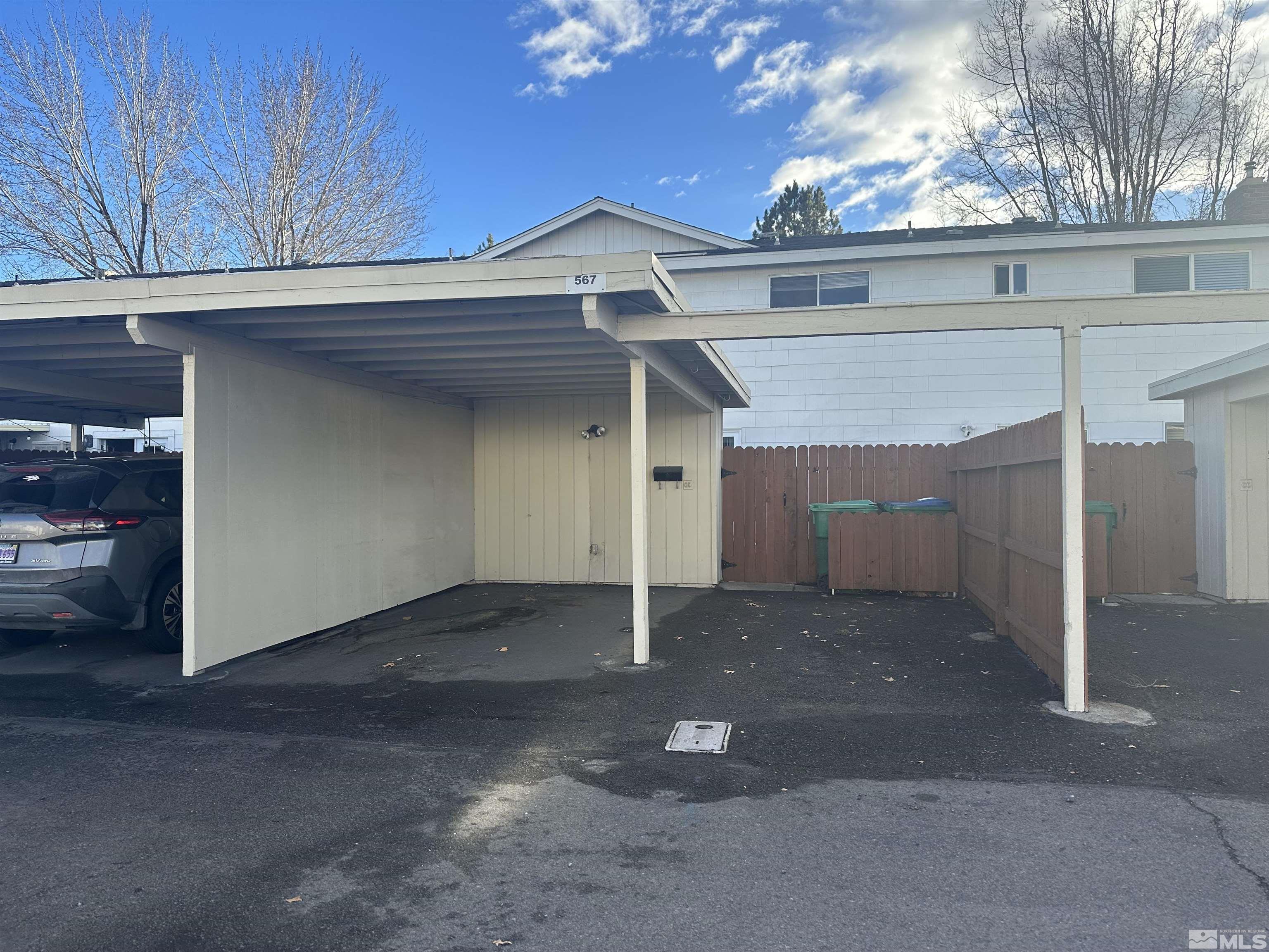 567 Smithridge