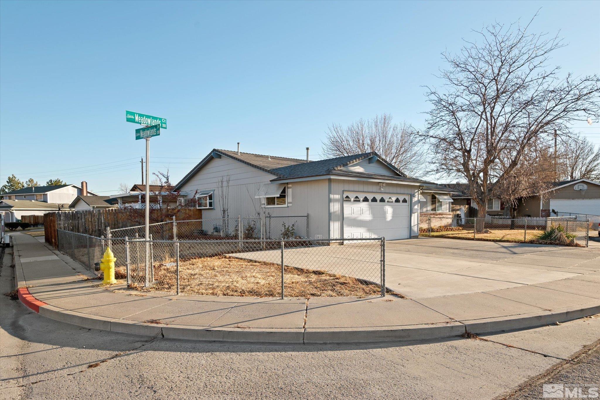 3079 Meadowlands Court