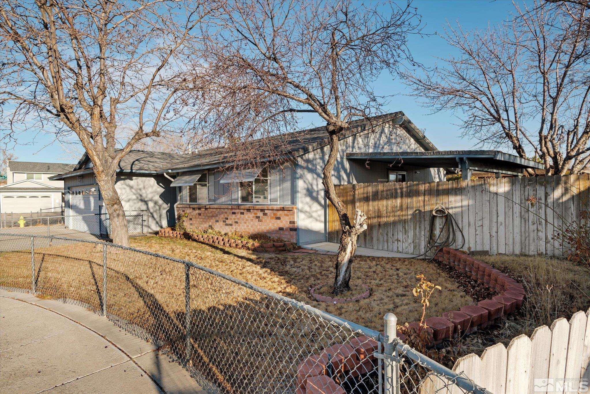 3079 Meadowlands Court