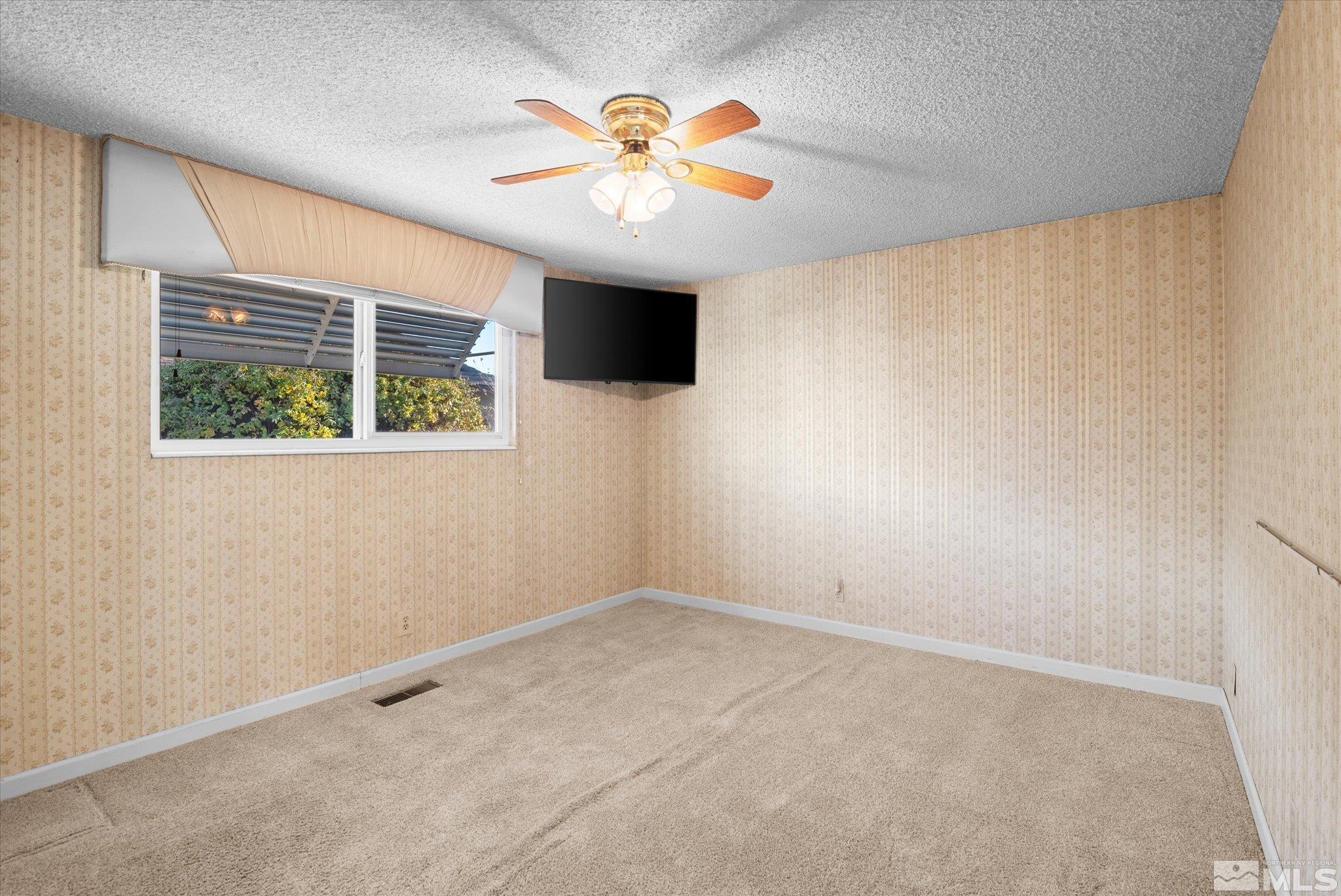 3079 Meadowlands Court