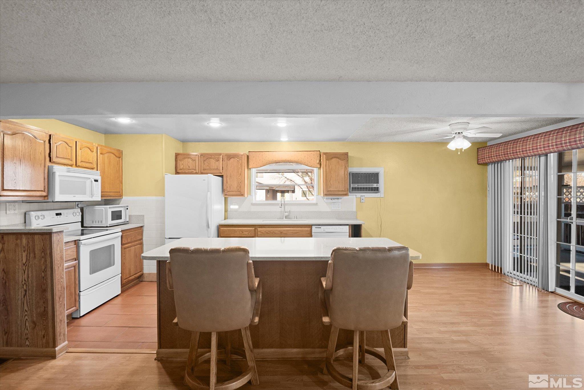 3079 Meadowlands Court
