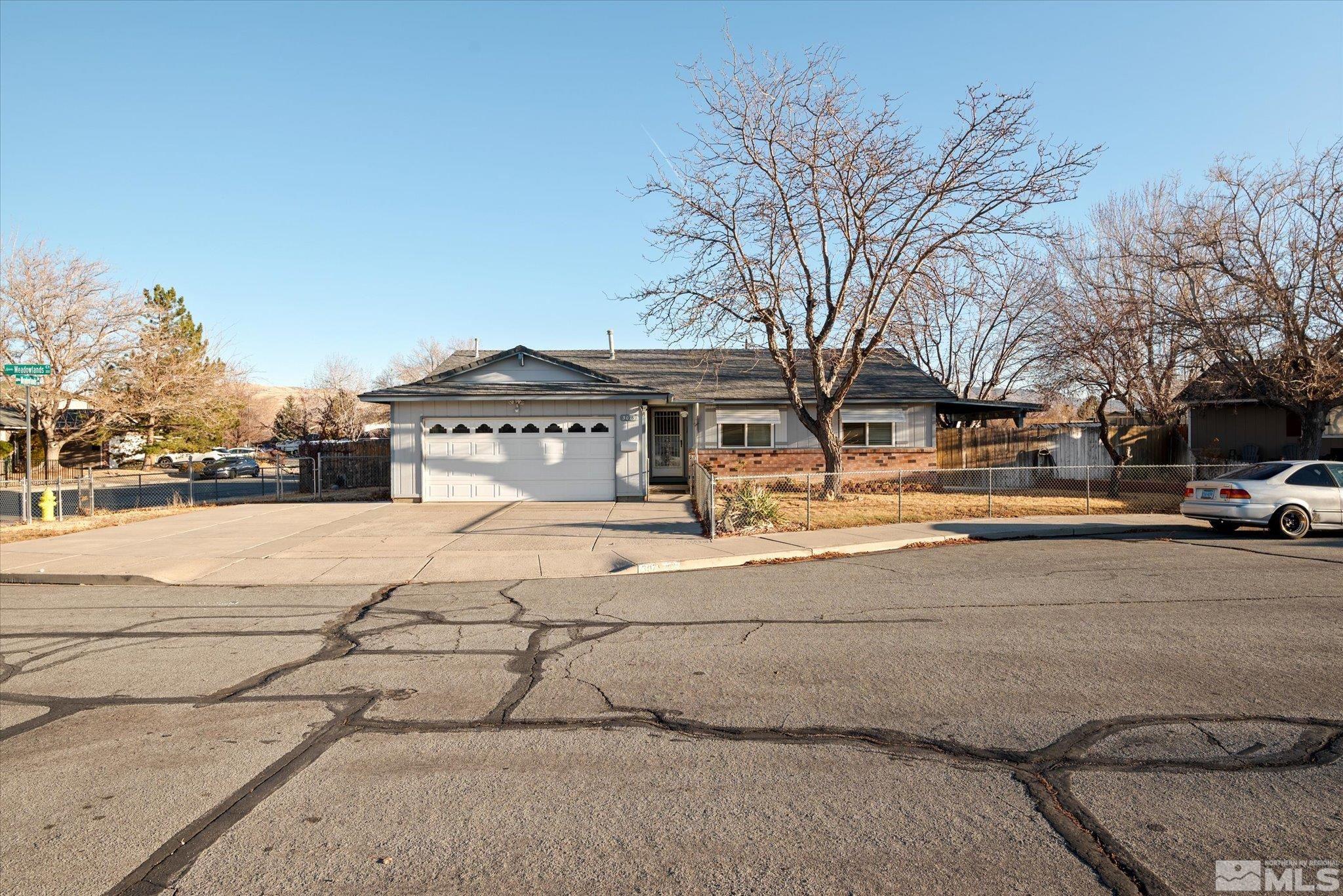 3079 Meadowlands Court