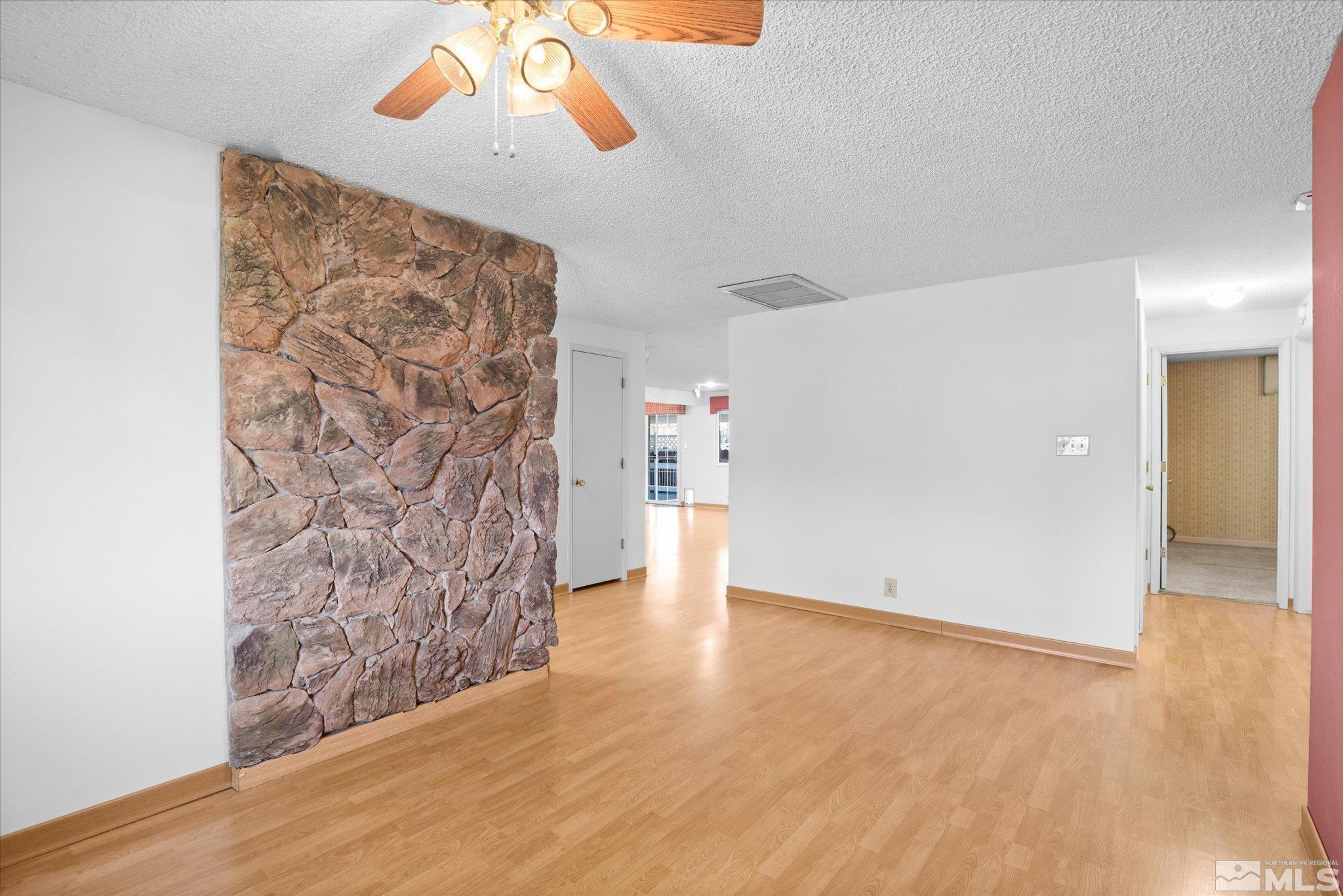 3079 Meadowlands Court