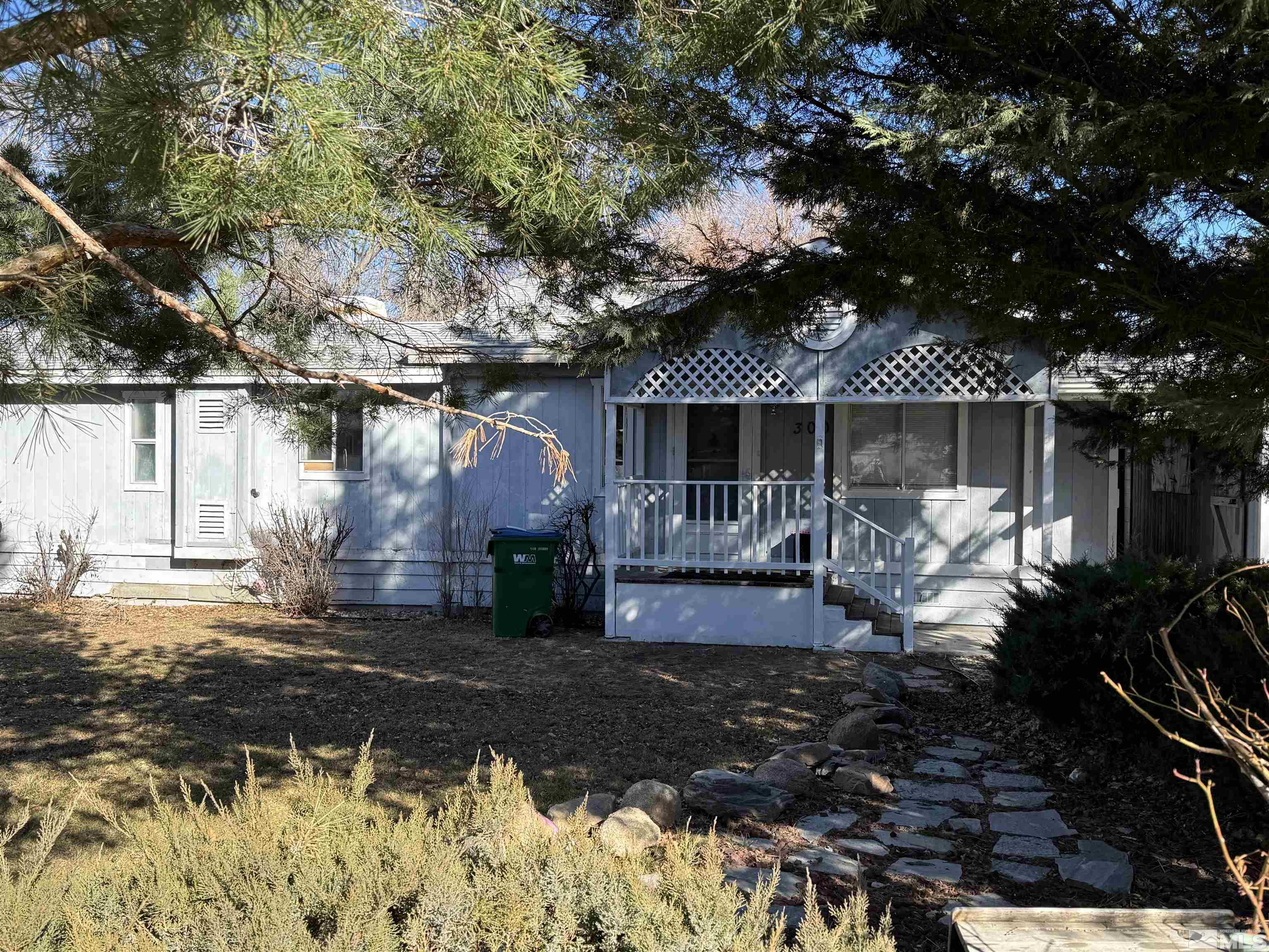 300 Magnolia Way