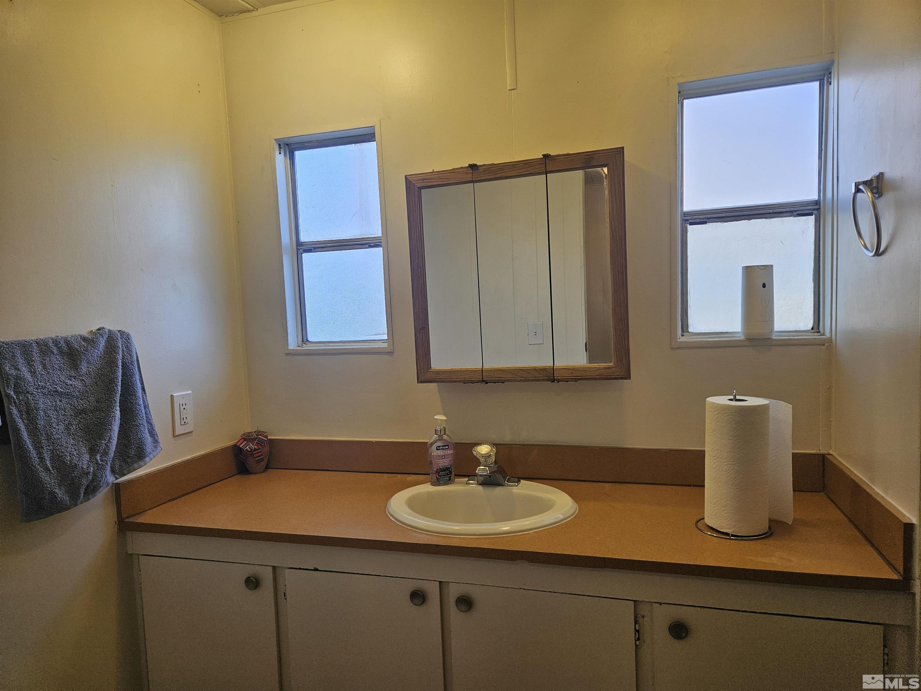 150 W 4th Avenue