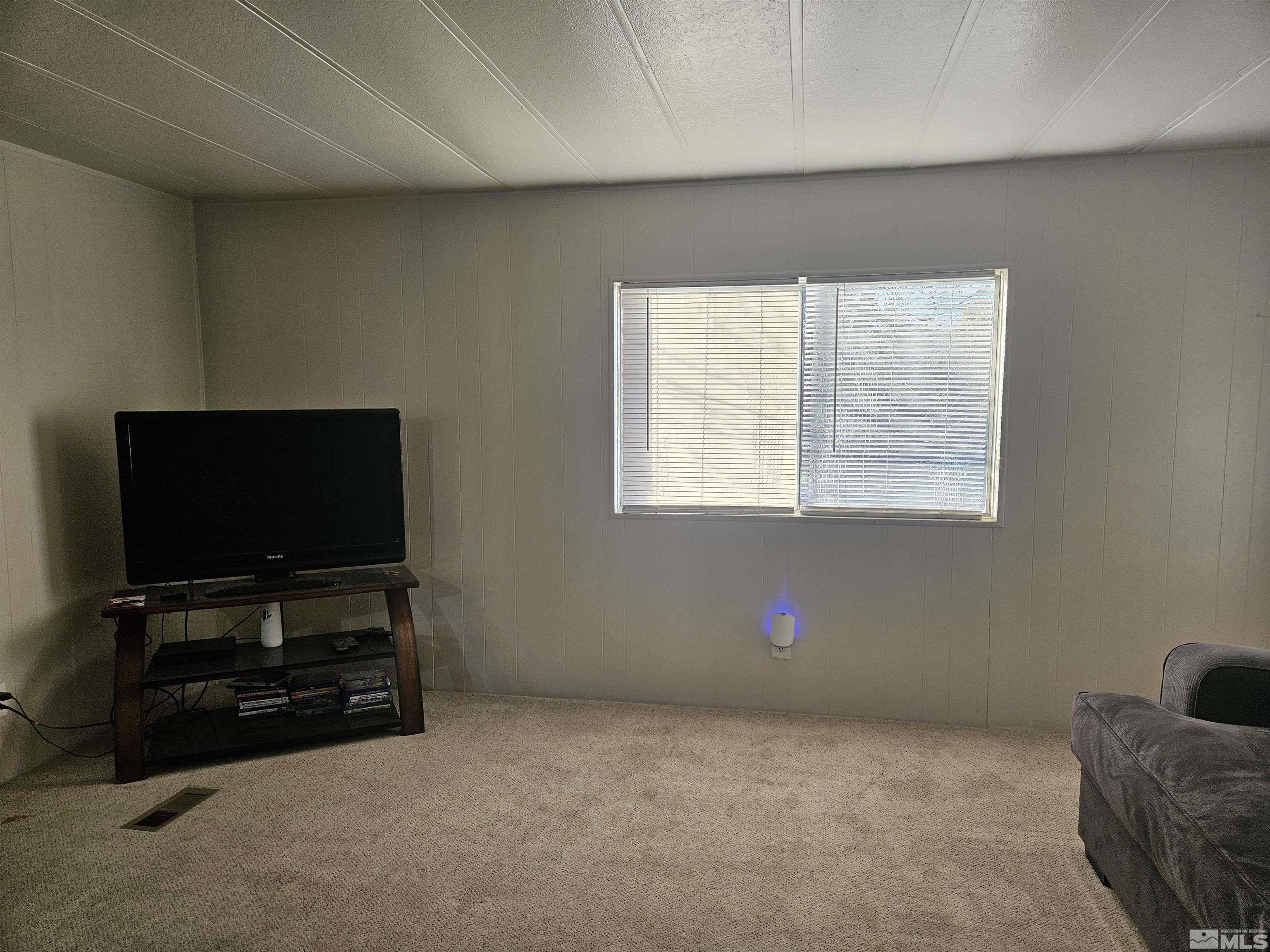 150 W 4th Avenue