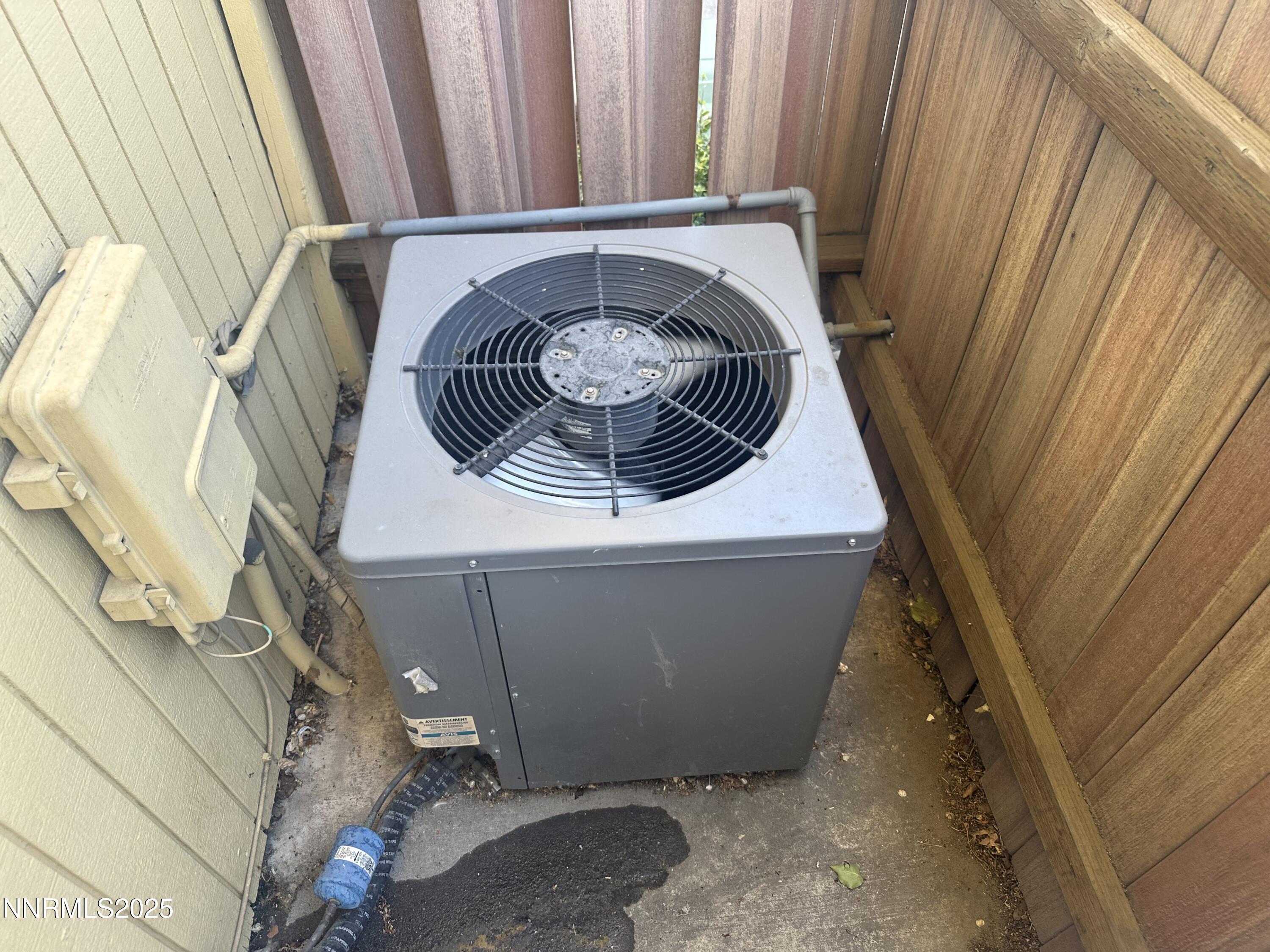 863 Nutmeg Place, 12