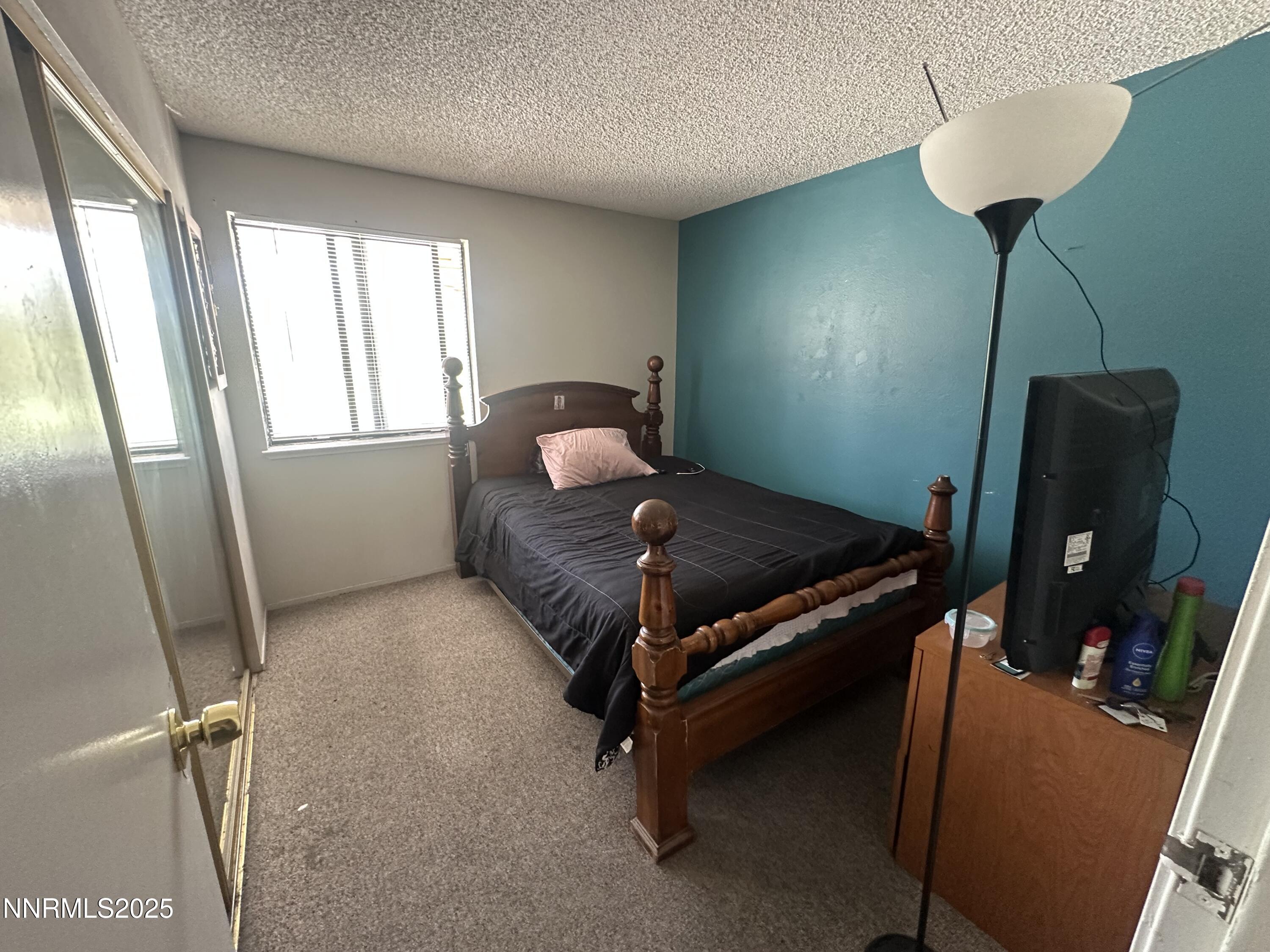 863 Nutmeg Place, 12