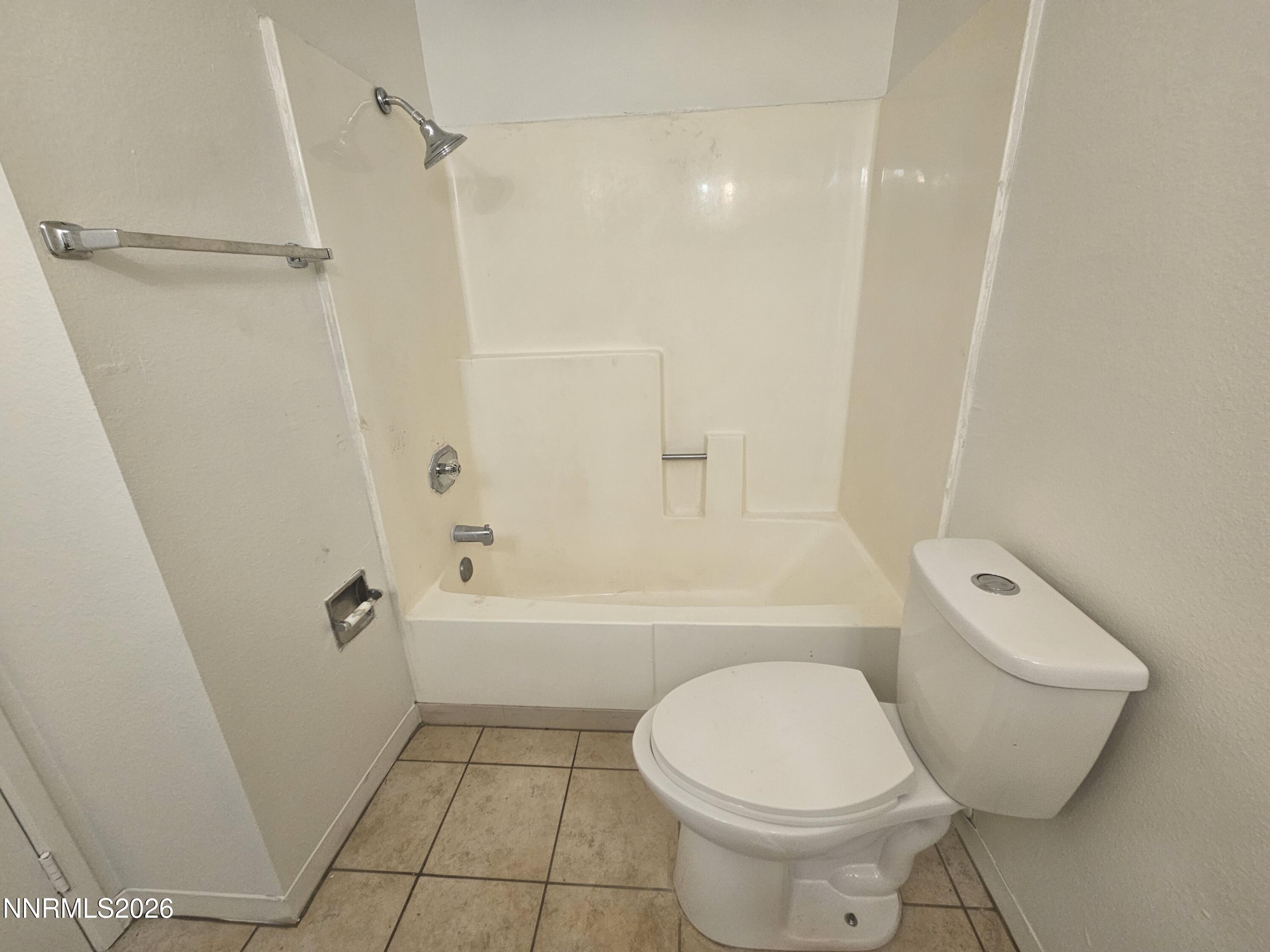 863 Nutmeg Place, 12
