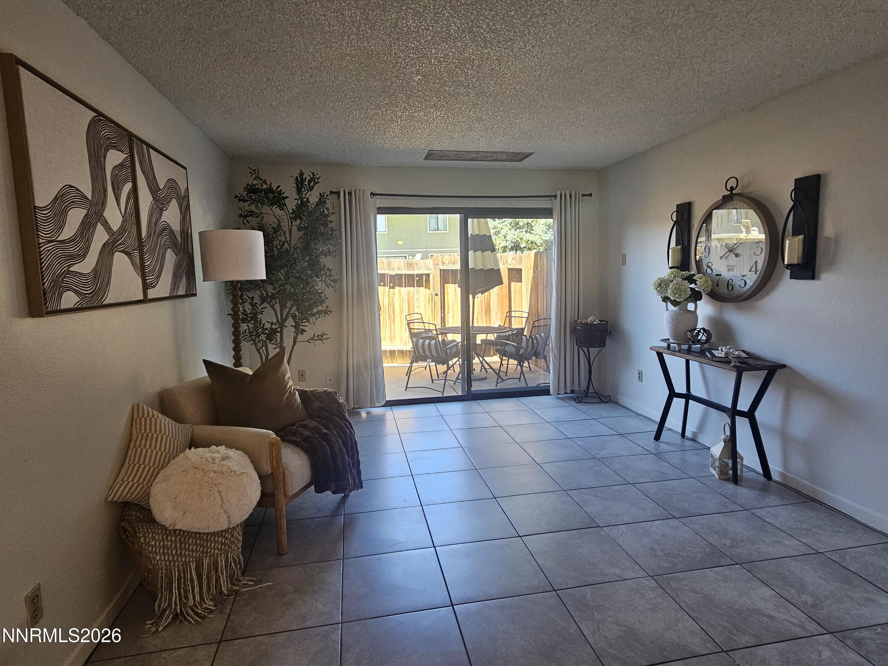 863 Nutmeg Place, 12
