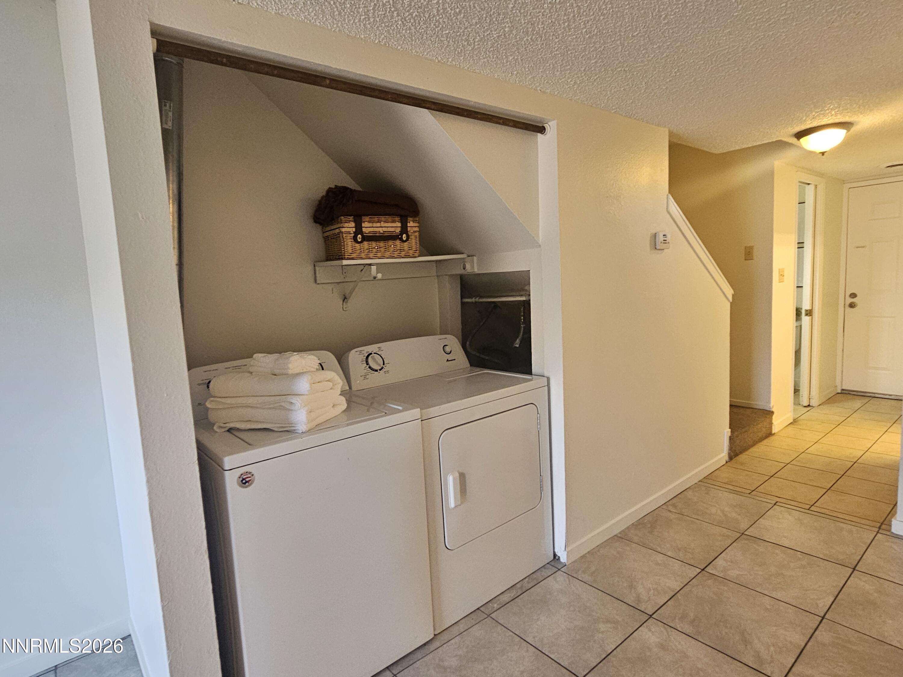 863 Nutmeg Place, 12