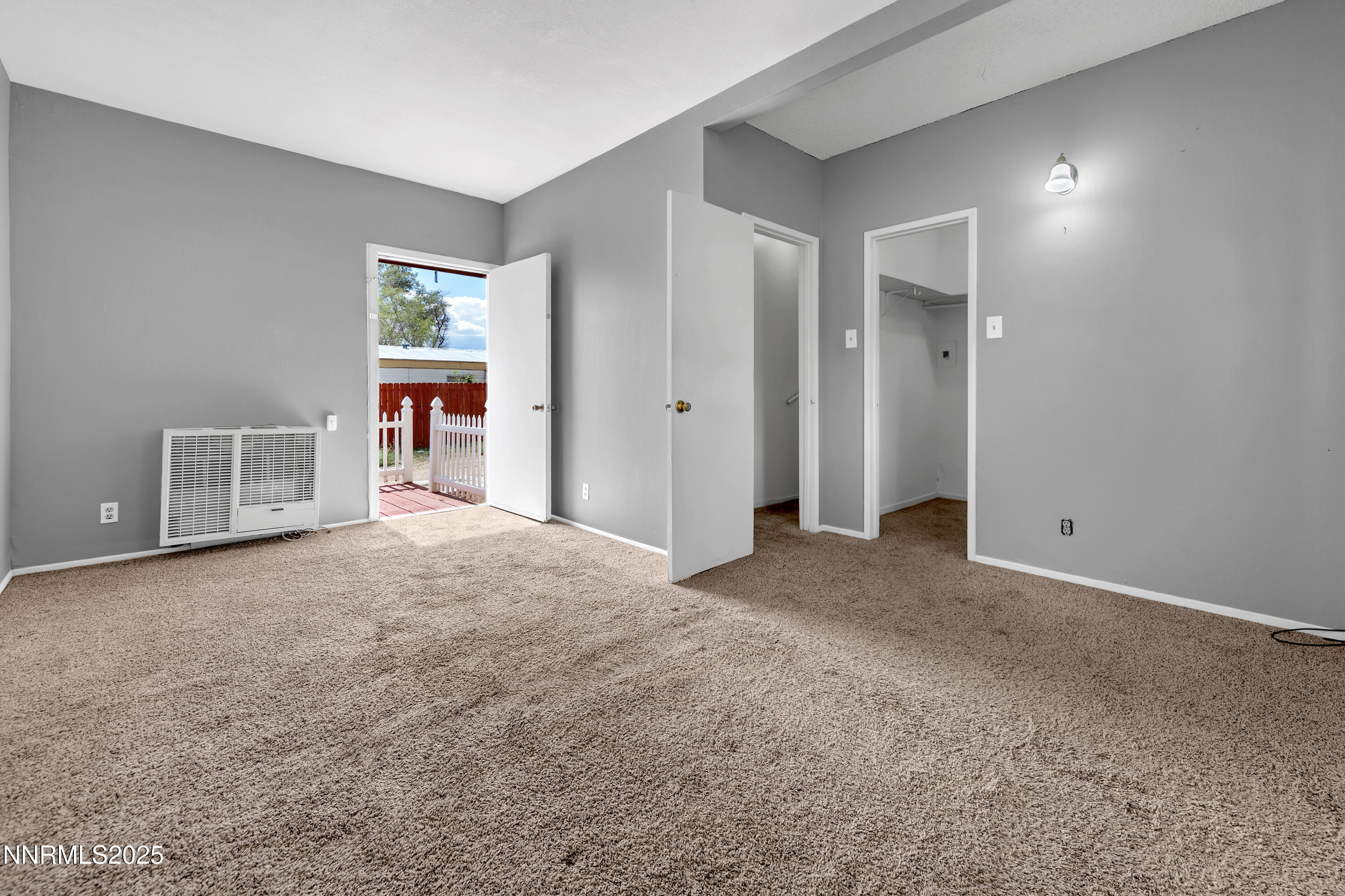 5760 Leon Drive