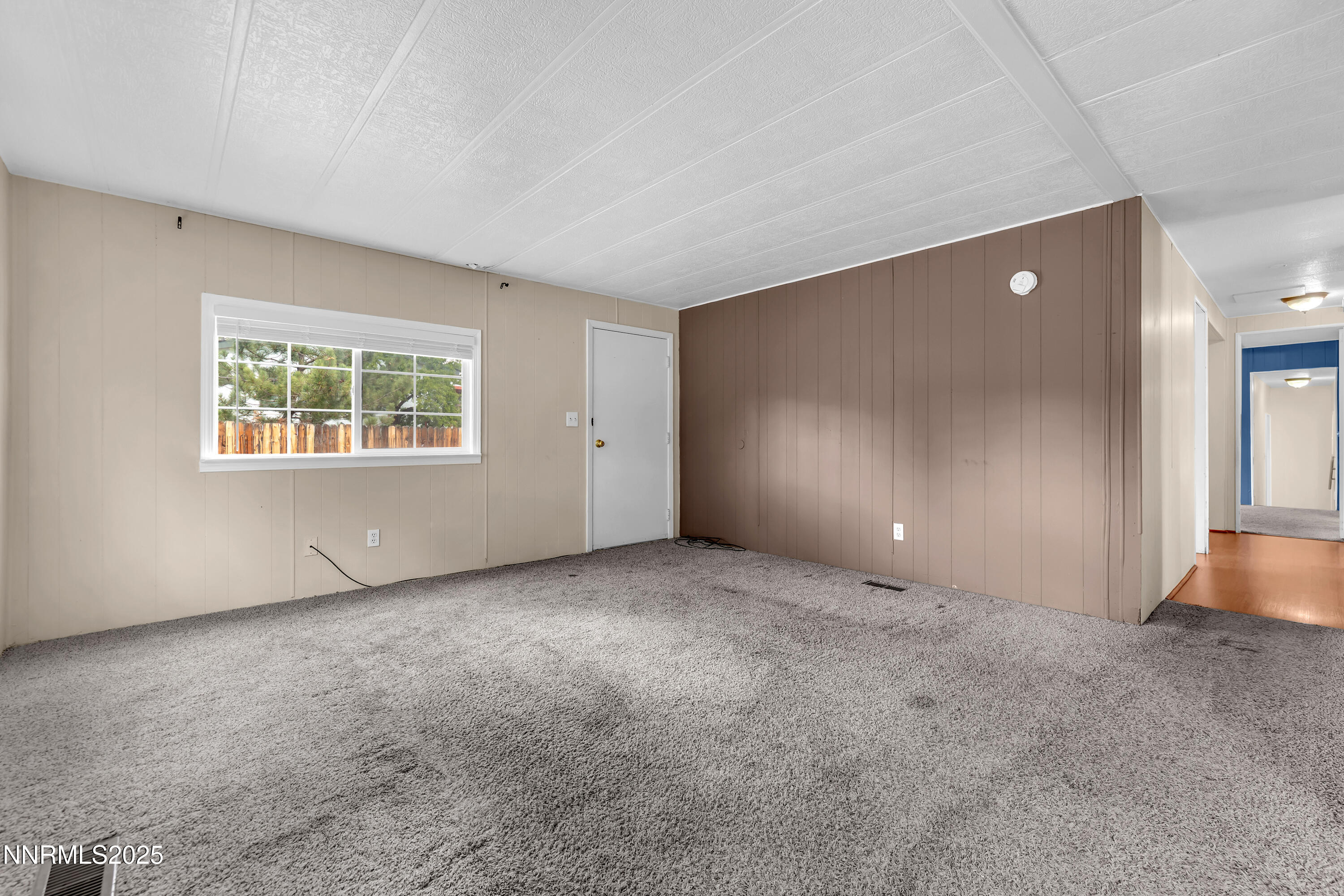 5760 Leon Drive