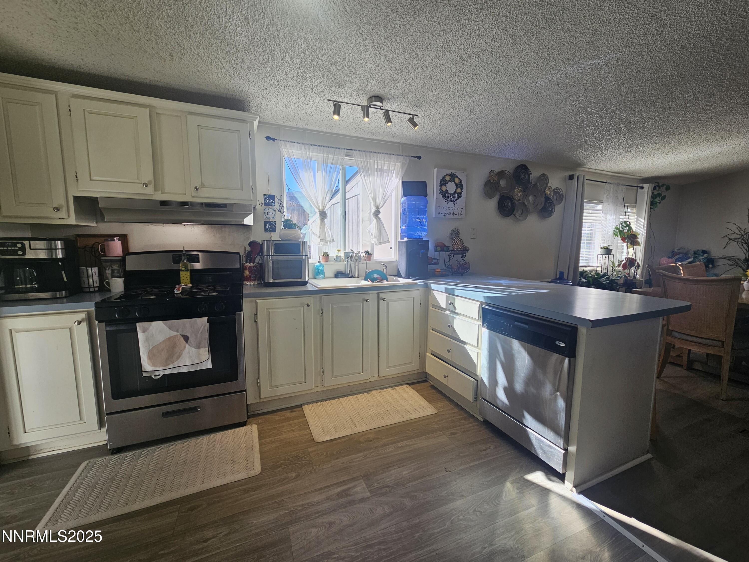 602 Jenni Lane, Moundhouse