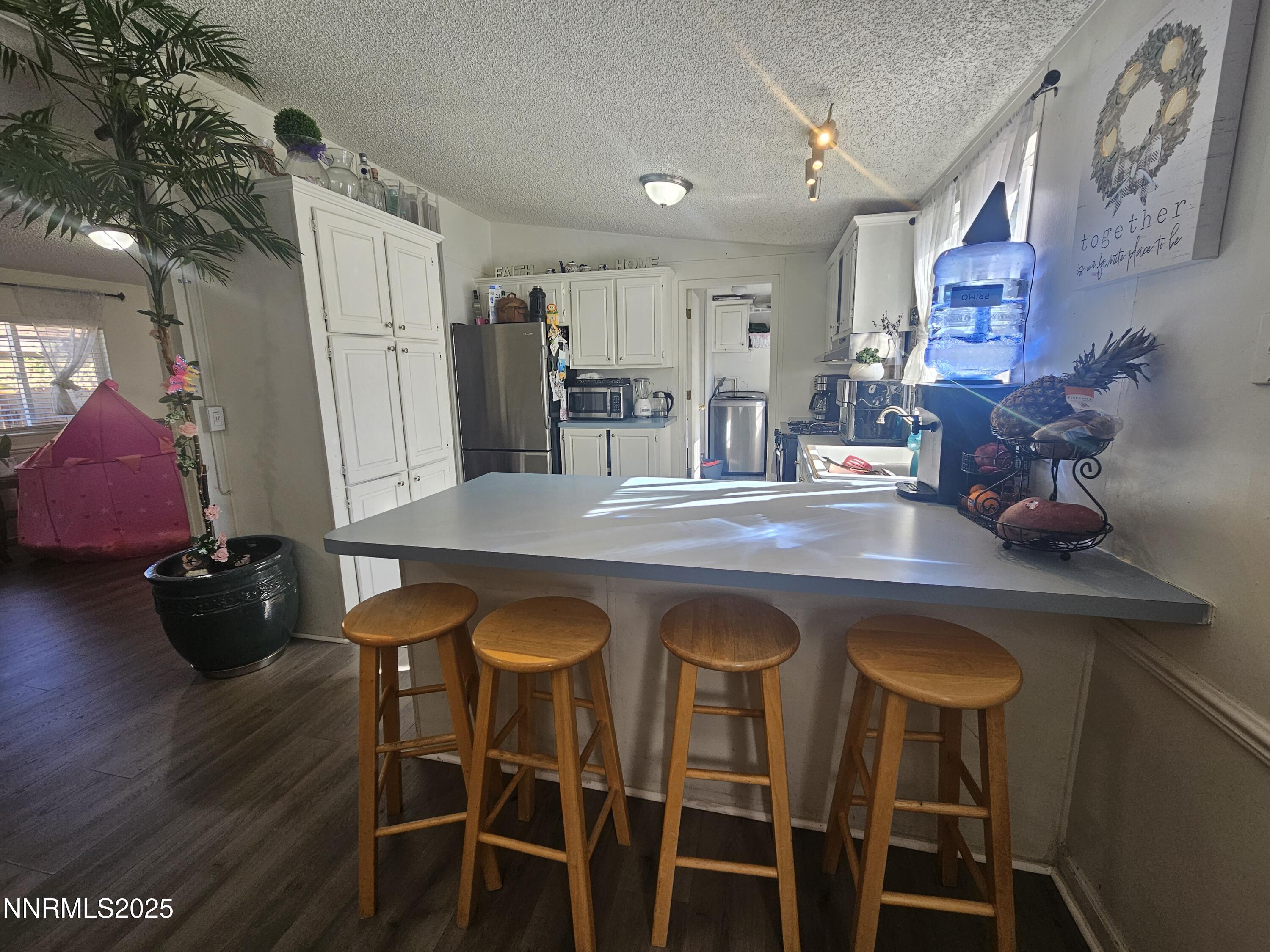 602 Jenni Lane, Moundhouse