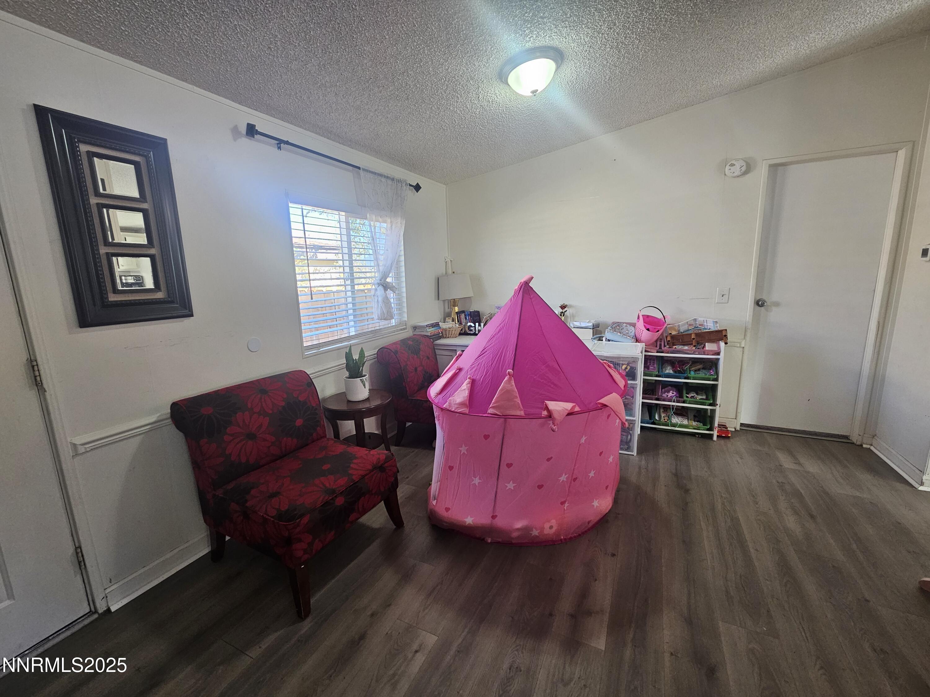 602 Jenni Lane, Moundhouse