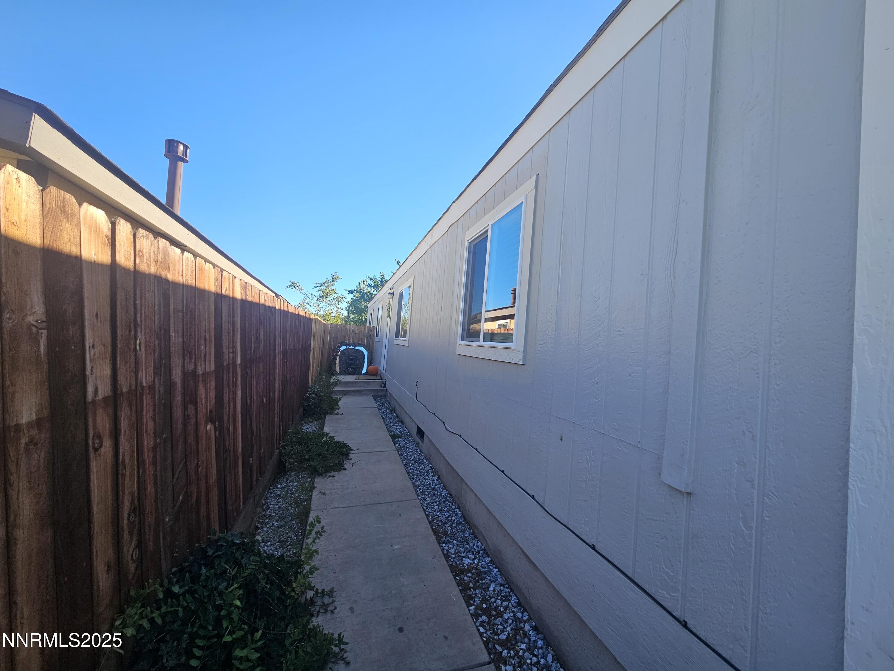 602 Jenni Lane, Moundhouse